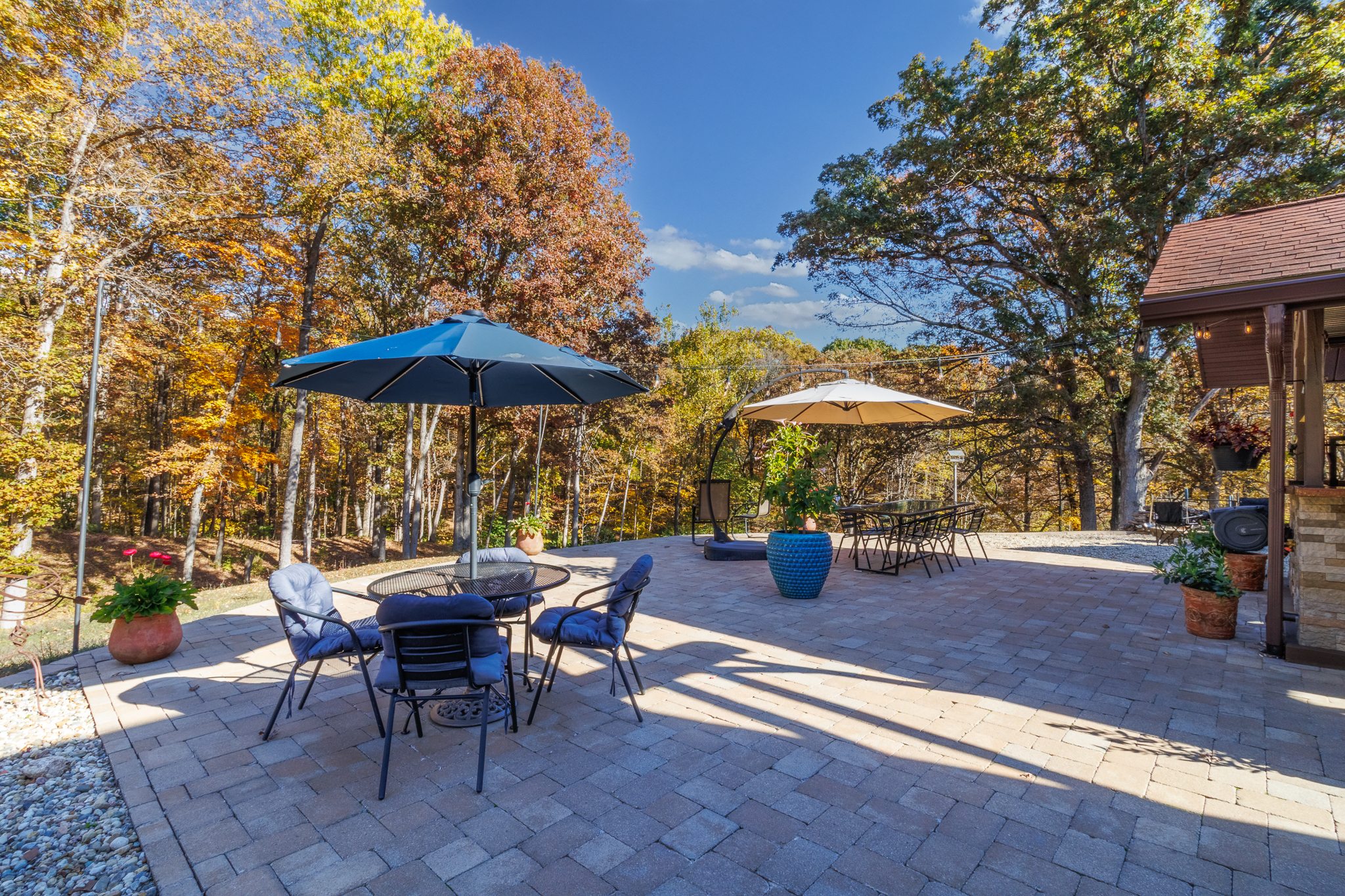 Charelston, Illinois, 61920, United States, 3 Bedrooms Bedrooms, ,3 BathroomsBathrooms,Residential,For Sale,1988576