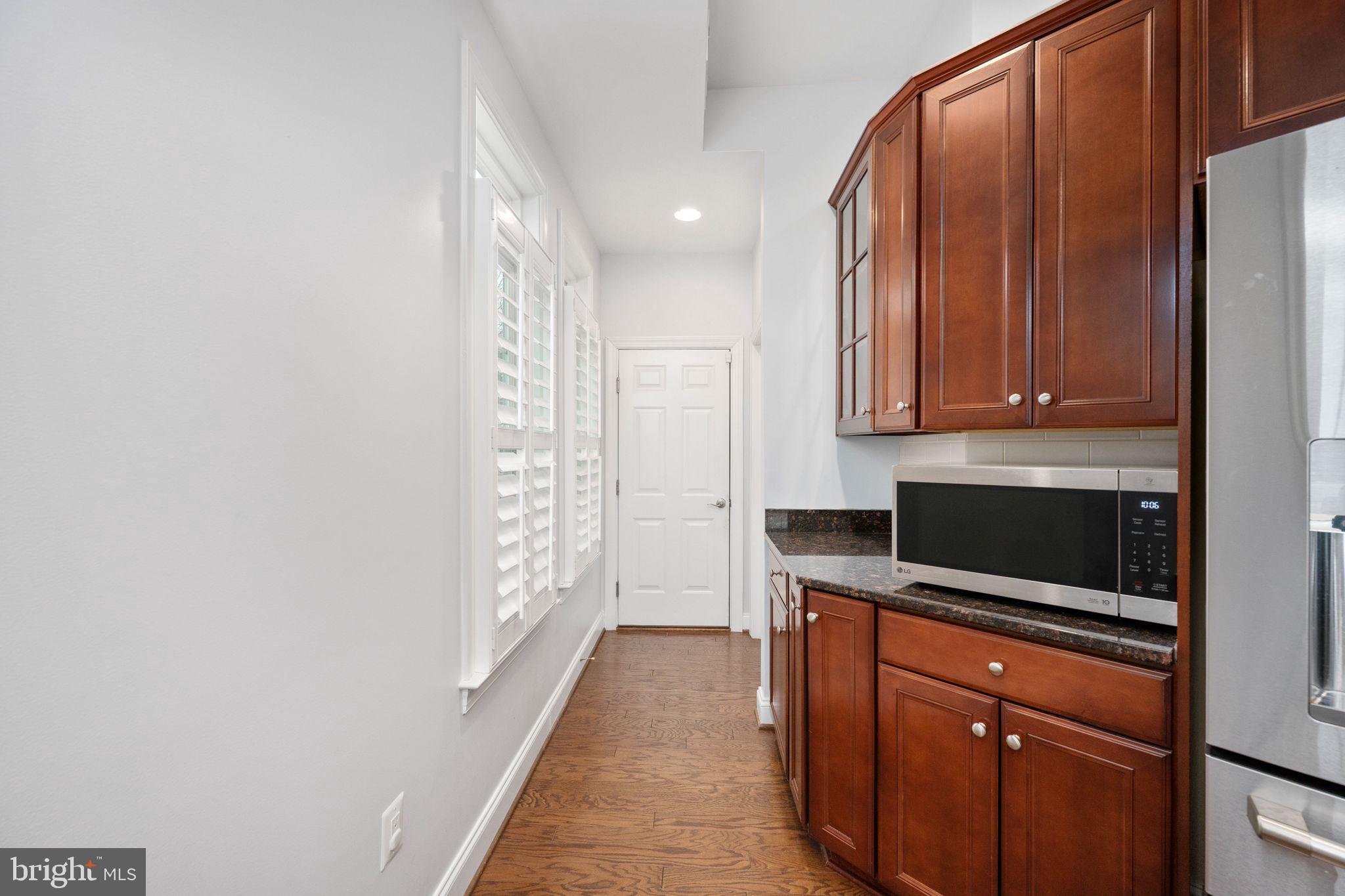 Alexandria, Virginia, 22315, United States, 4 Bedrooms Bedrooms, ,4 BathroomsBathrooms,Residential,For Sale,2001217