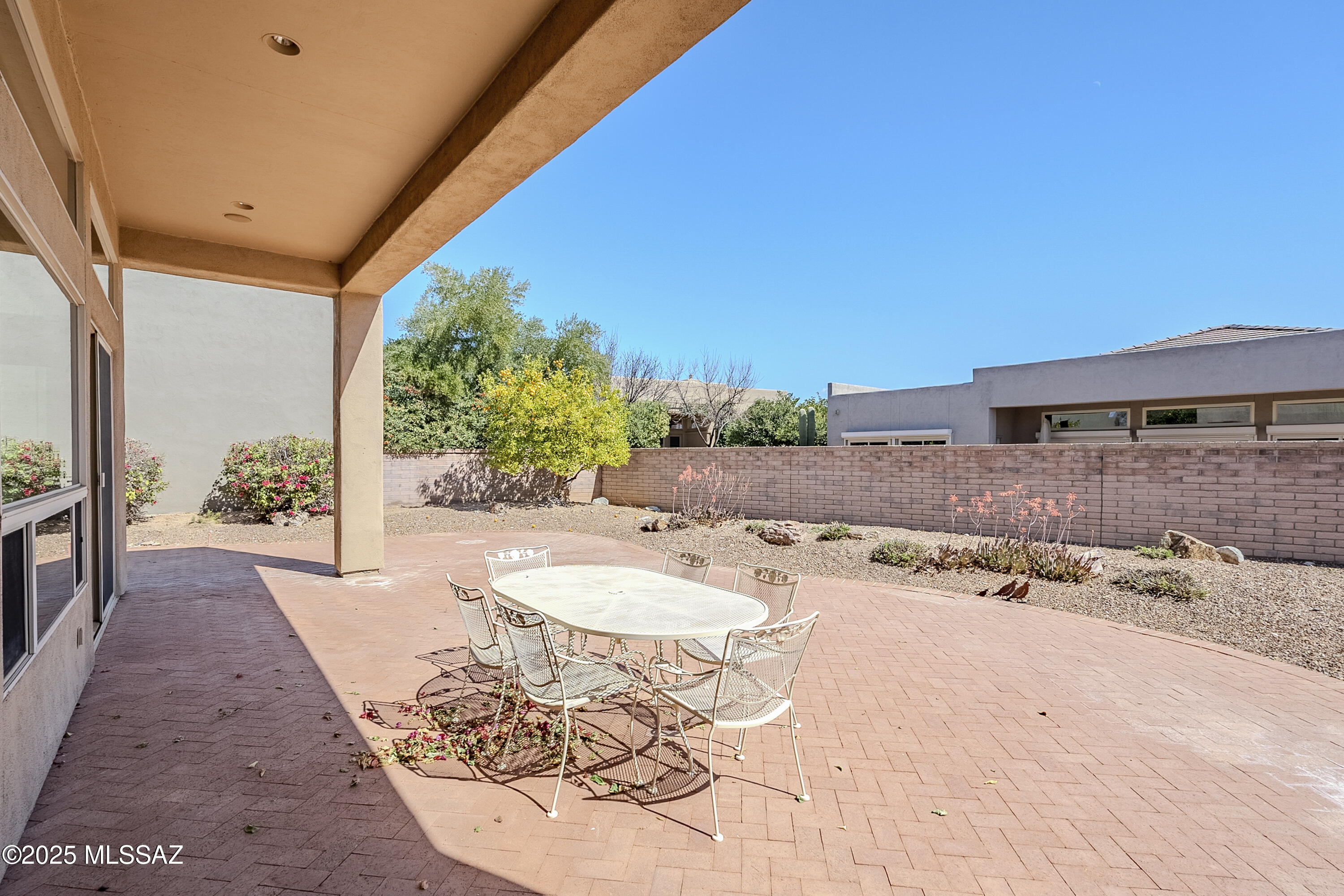 Oro Valley, Arizona, 85755, United States, 3 Bedrooms Bedrooms, ,3 BathroomsBathrooms,Residential,For Sale,1729108