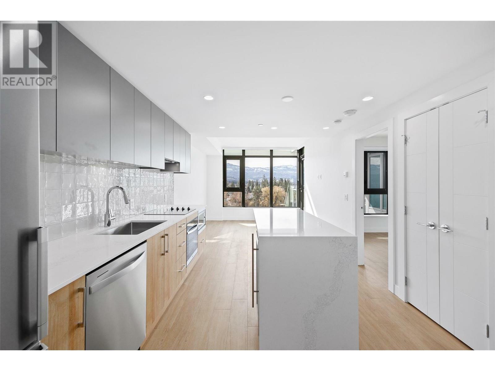KELOWNA, British Columbia, V1W 3L2, CA, 1 Bedroom Bedrooms, ,1 BathroomBathrooms,Residential,For Sale,1837031