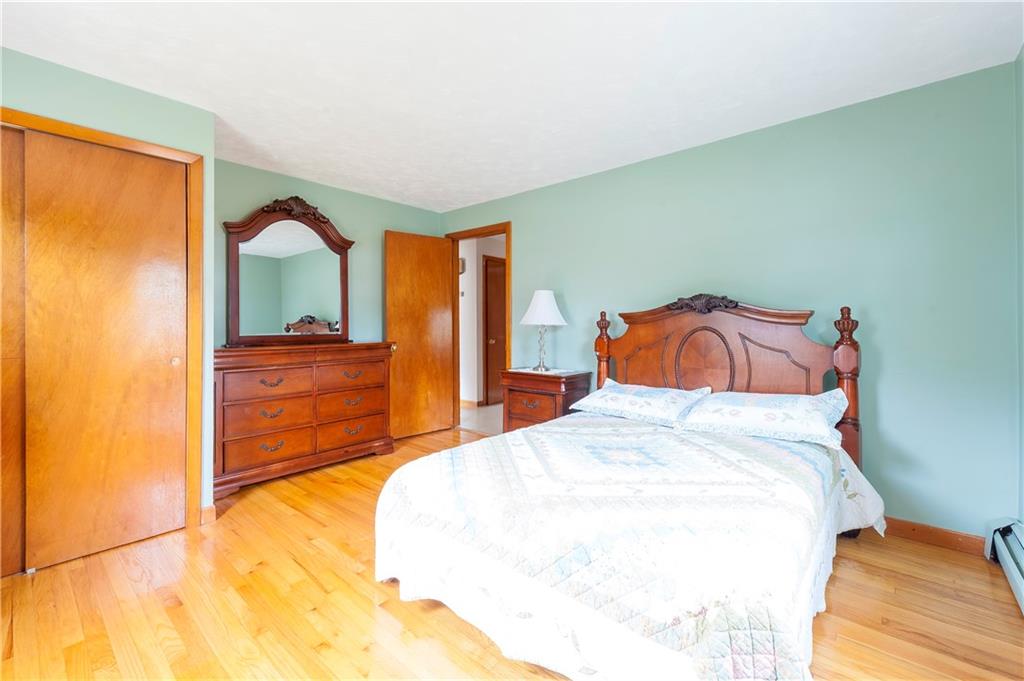 West Warwick, Rhode Island, 02893, United States, 6 Bedrooms Bedrooms, ,2 BathroomsBathrooms,Residential,For Sale,1973795