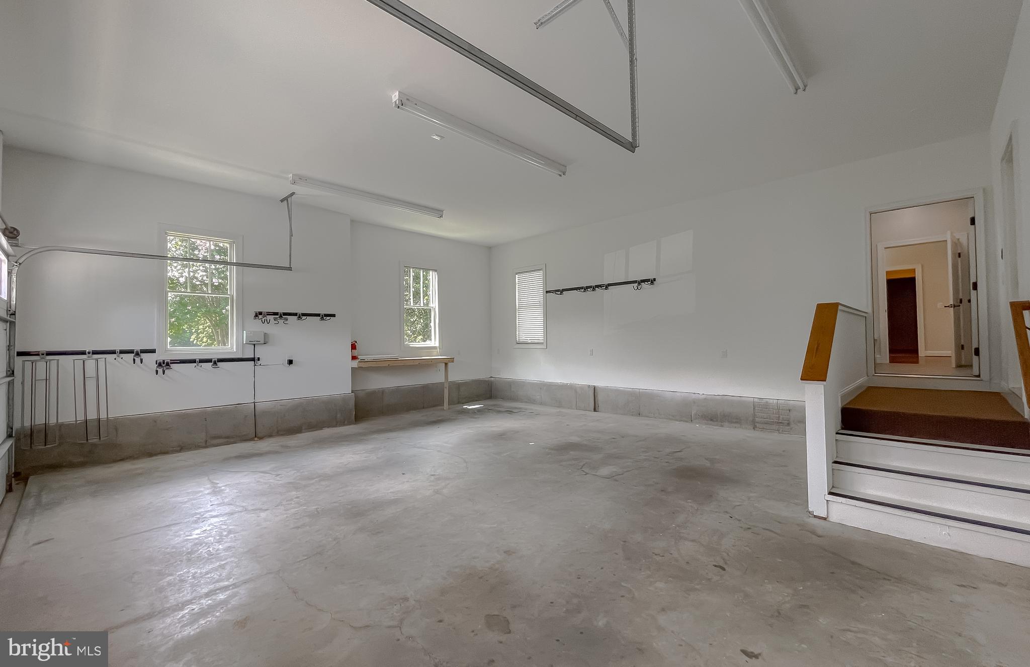 Hollywood, Maryland, 20636, United States, 5 Bedrooms Bedrooms, ,5 BathroomsBathrooms,Residential,For Sale,1914184