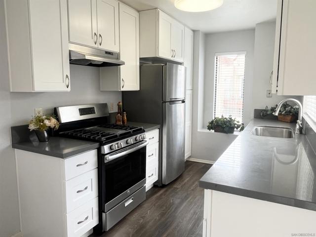 San Diego, California, 92126, United States, 2 Bedrooms Bedrooms, ,2 BathroomsBathrooms,Residential,For Sale,1977575