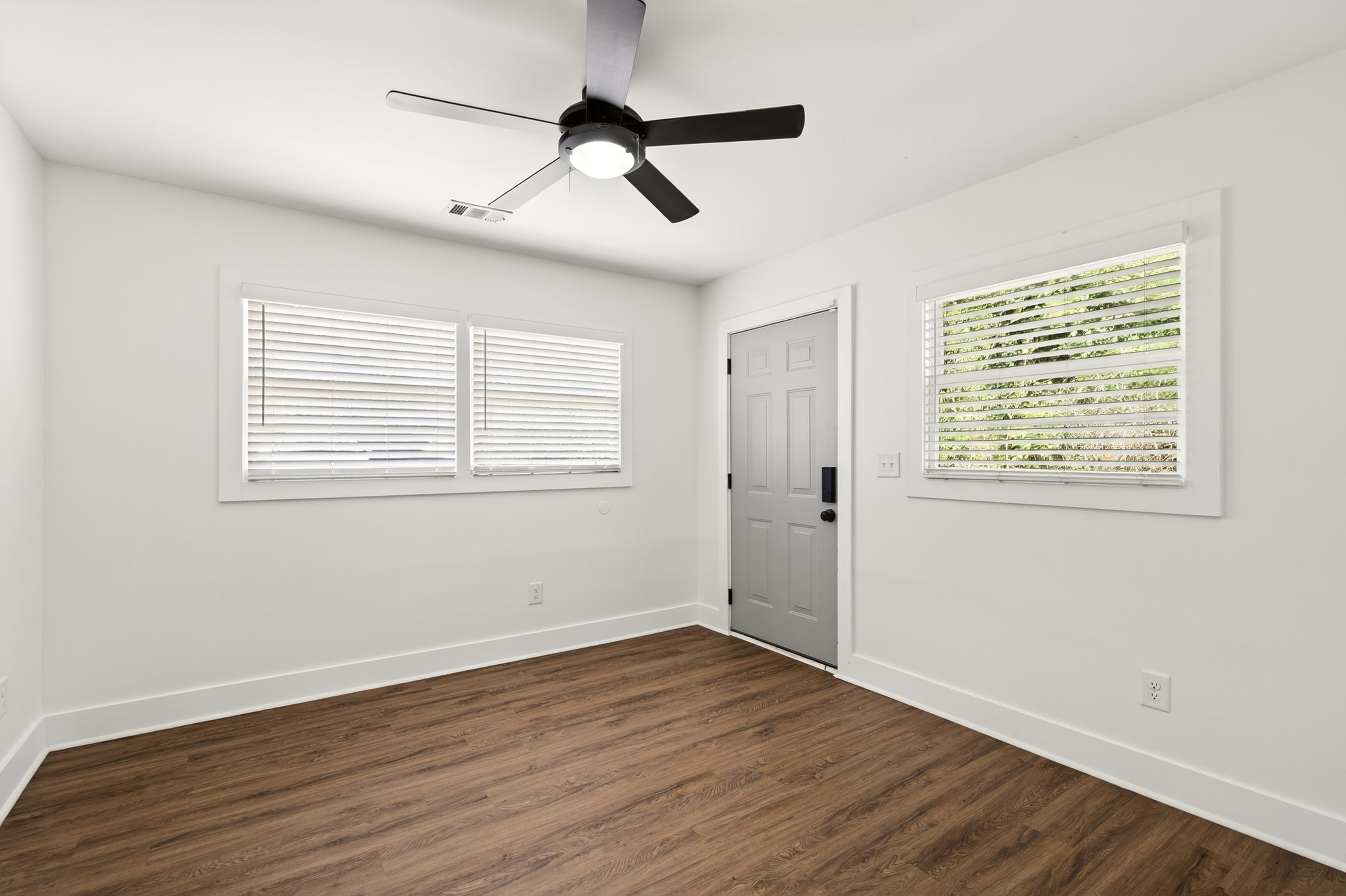  Exceptional Mid-Century Modern Renovation in Decatur - 物件實景