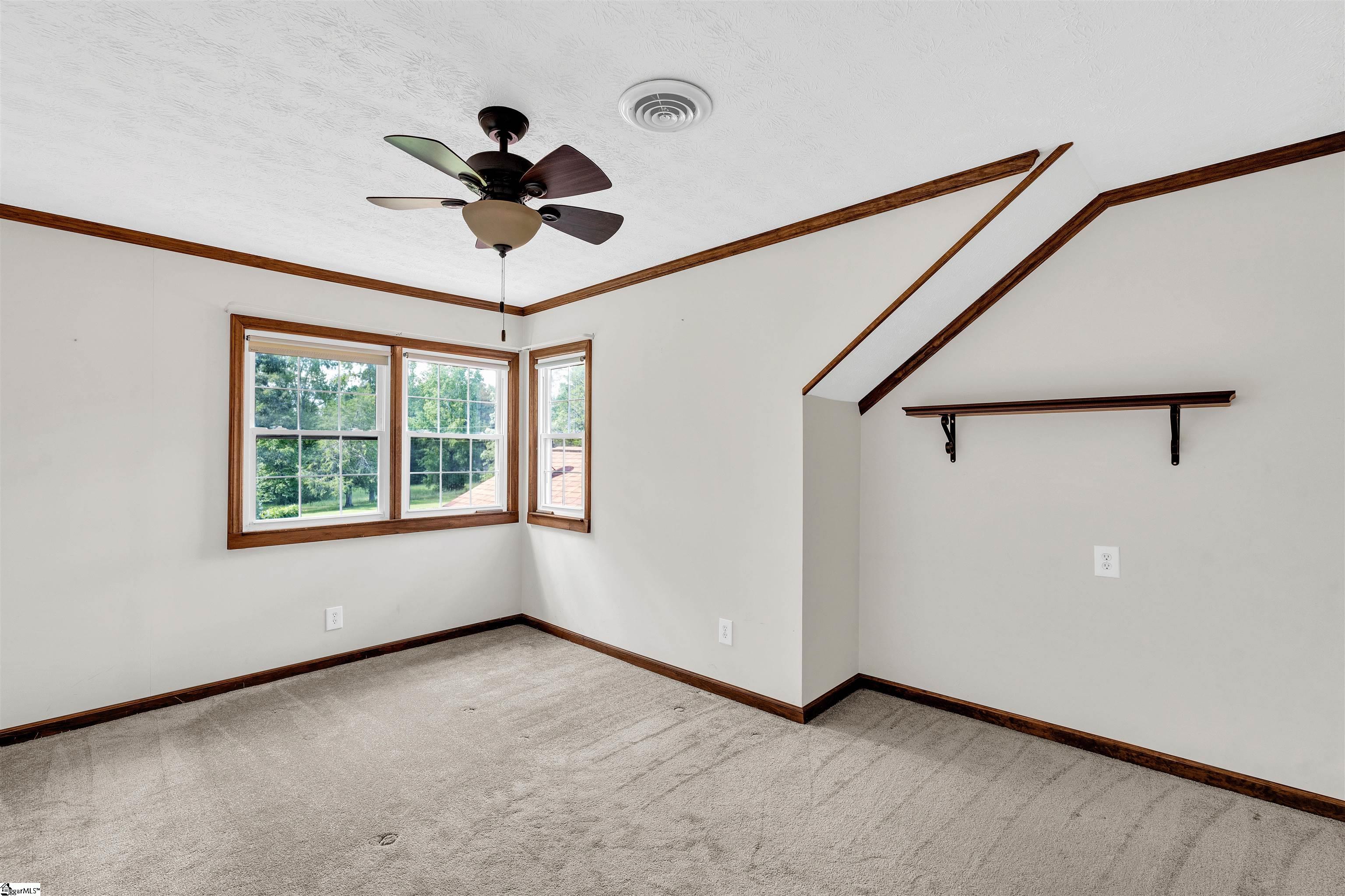Fountain Inn, South Carolina, 29644, United States, 5 Bedrooms Bedrooms, ,4 BathroomsBathrooms,Residential,For Sale,1938942