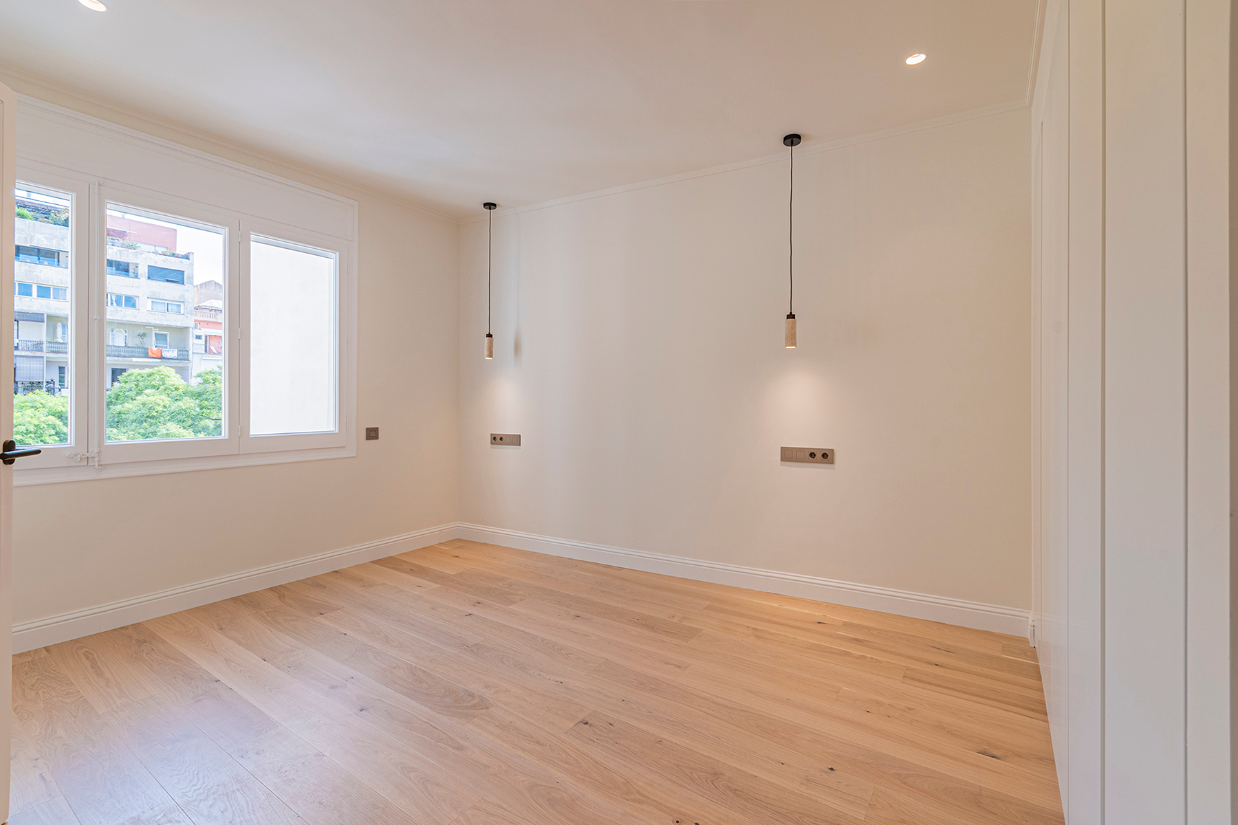  Beautiful brand-new flat next to Consell de Cent - 物件實景