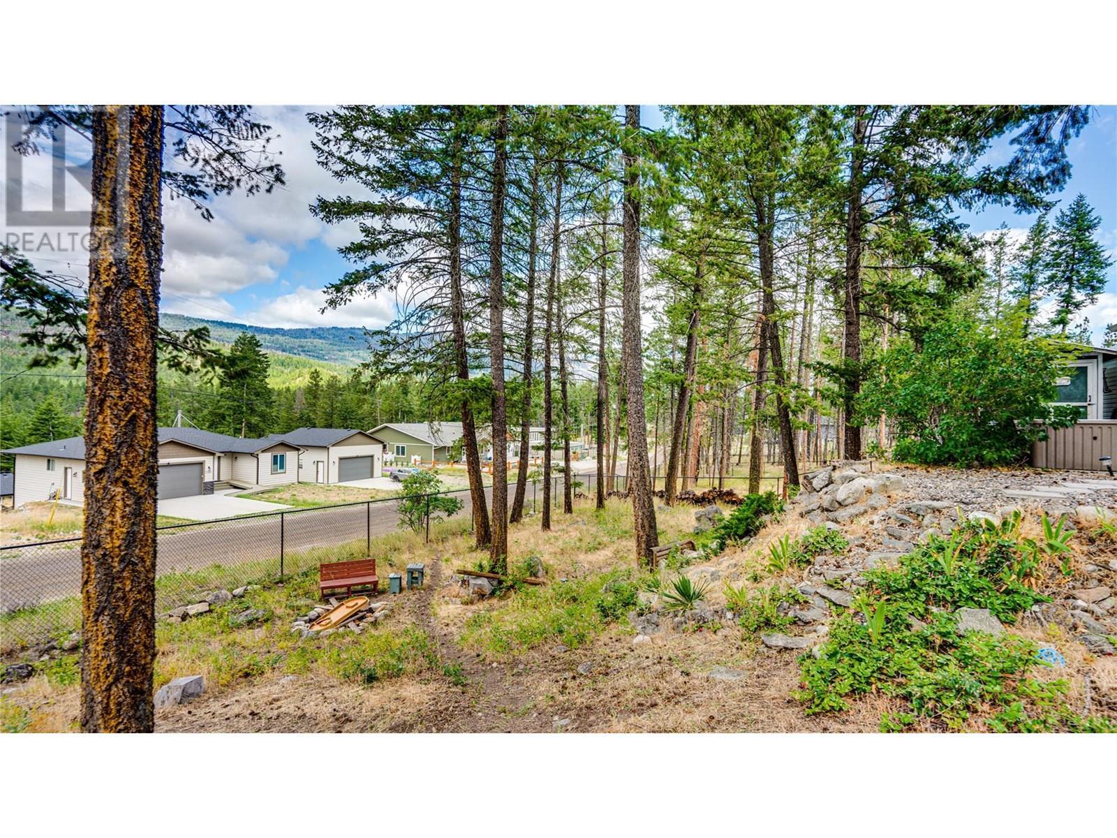 KELOWNA, British Columbia, V1Z 3W5, CA, 2 Bedrooms Bedrooms, ,2 BathroomsBathrooms,Residential,For Sale,1897605