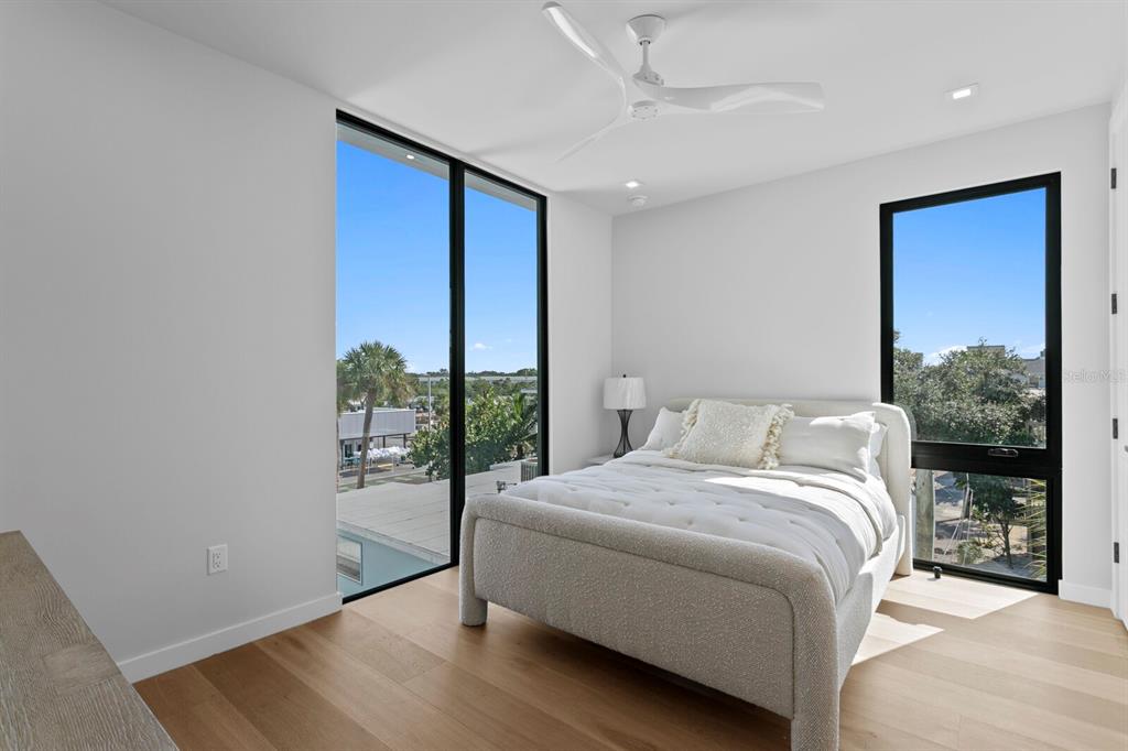 Indian Rocks Beach, Florida, 33785, United States, 8 Bedrooms Bedrooms, ,11 BathroomsBathrooms,Residential,For Sale,1997282