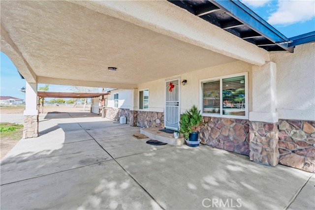 Oak Hills, California, 92344, United States, 6 Bedrooms Bedrooms, ,2 BathroomsBathrooms,Residential,For Sale,2000385