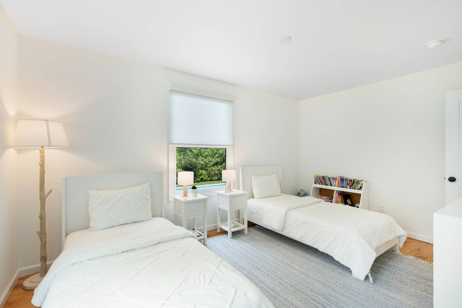  Turnkey East Hampton Home with Heated Pool - 物件實景