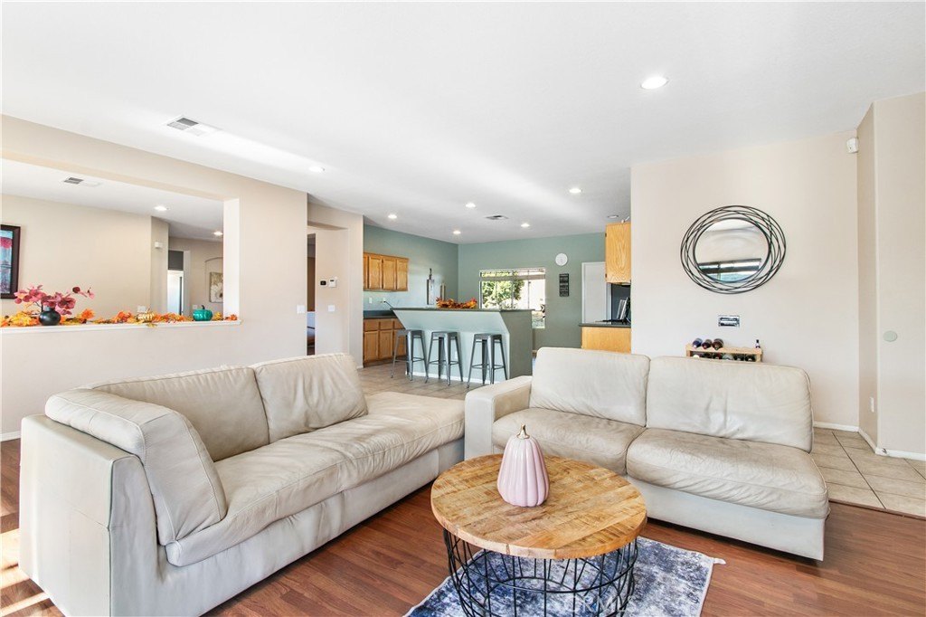 Banning, California, 92220, United States, 3 Bedrooms Bedrooms, ,2 BathroomsBathrooms,Residential,For Sale,1929042