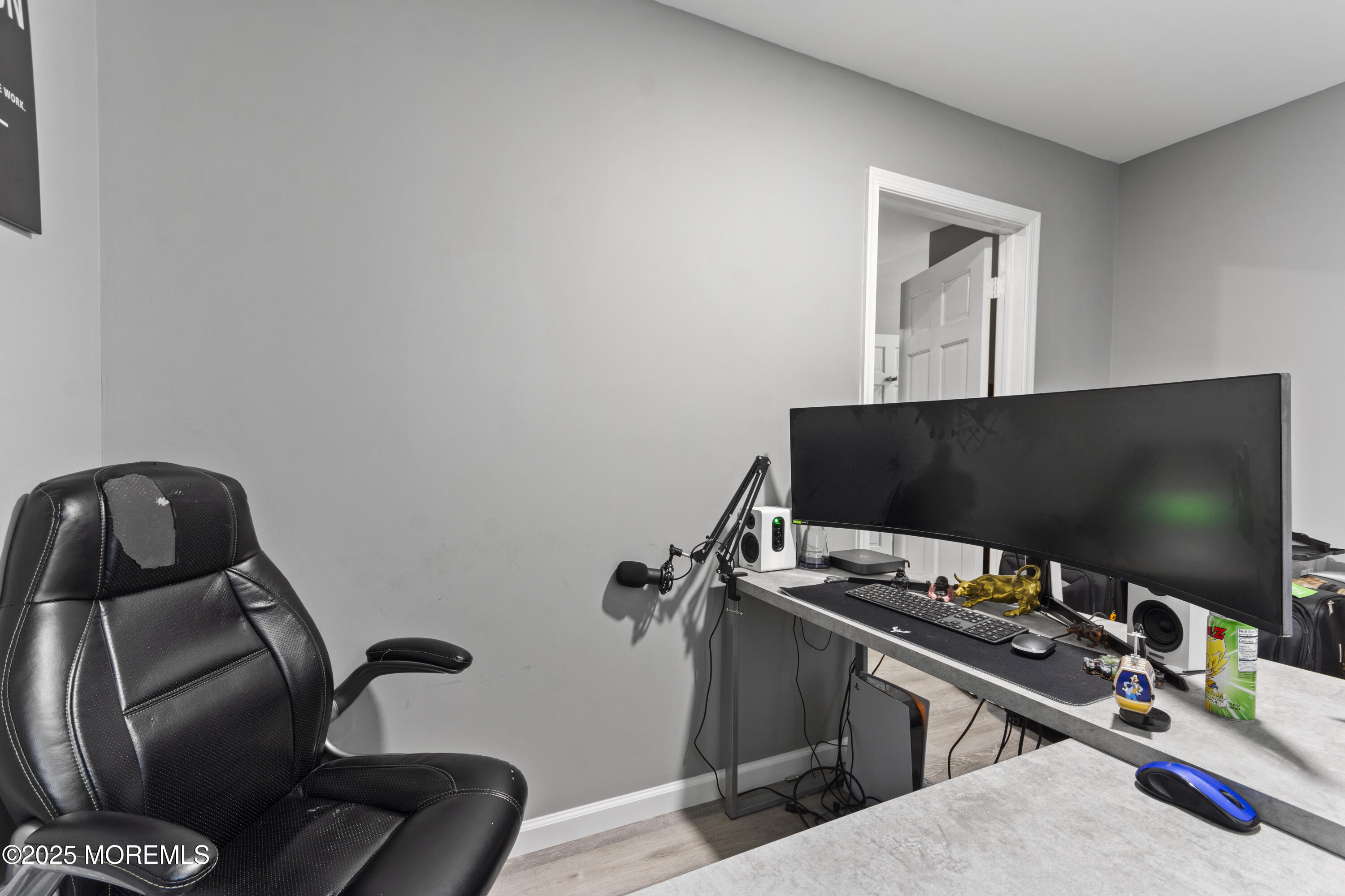 Howell, New Jersey, 07731, United States, 4 Bedrooms Bedrooms, ,3 BathroomsBathrooms,Residential,For Sale,1974093