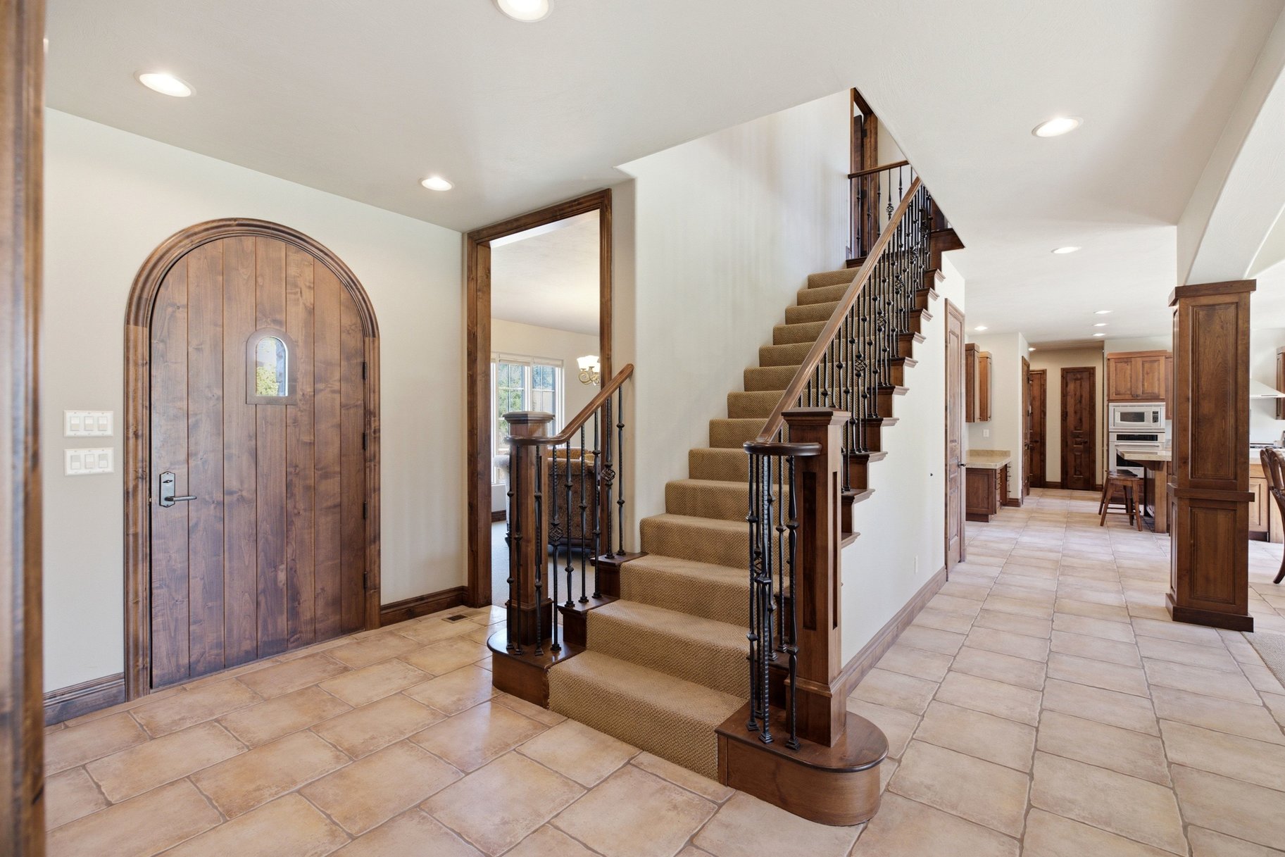  French Country Estate, Tucked Within an Exclusive Luxury Gated Community - 物件實景