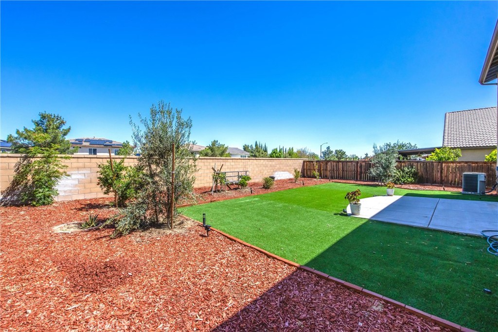 Hesperia, California, 92344, United States, 4 Bedrooms Bedrooms, ,3 BathroomsBathrooms,Residential,For Sale,2036953