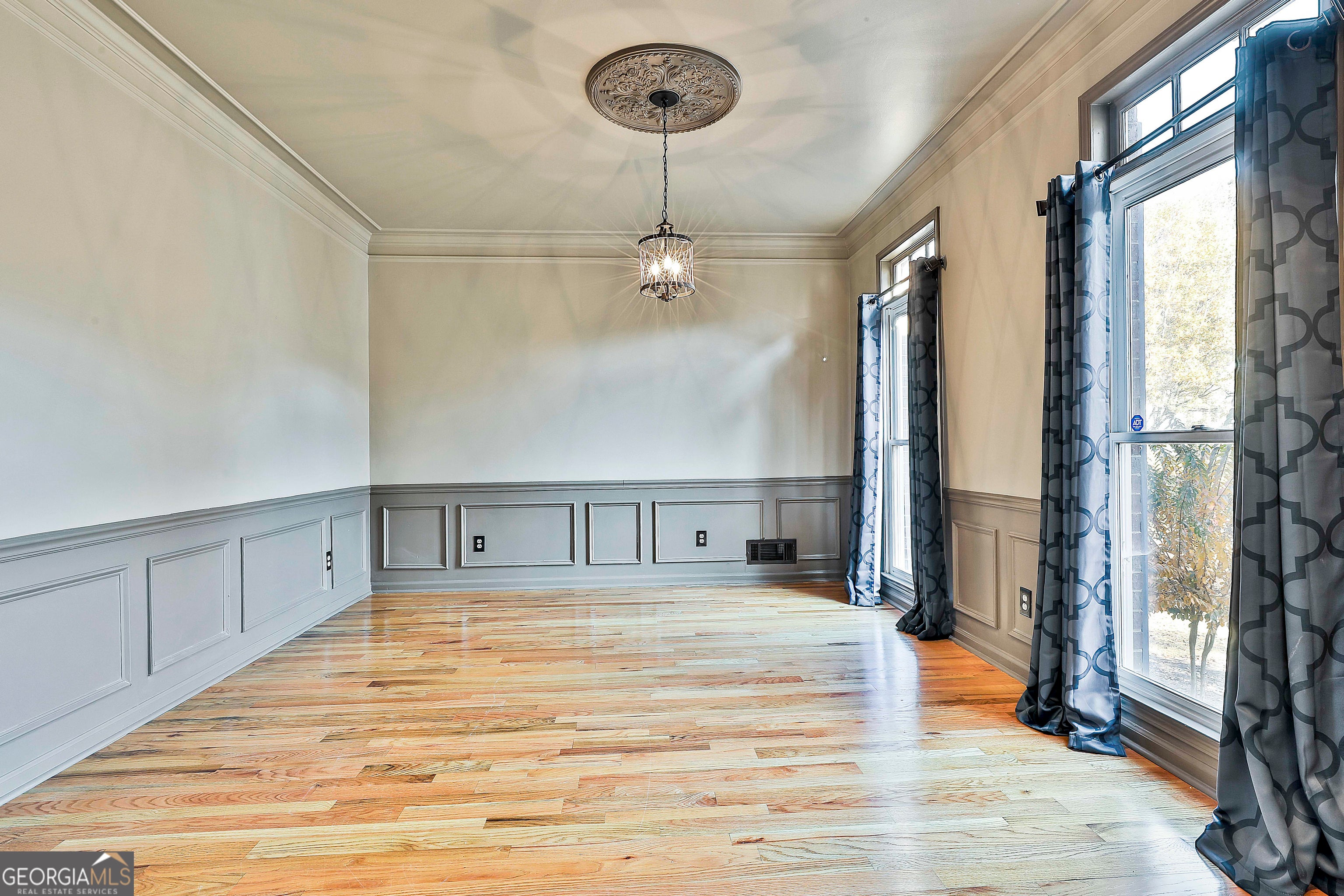 Tyrone, Georgia, 30290, United States, 4 Bedrooms Bedrooms, ,4 BathroomsBathrooms,Residential,For Sale,1922559