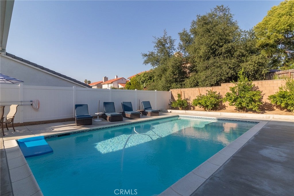 Redlands, California, 92374, United States, 5 Bedrooms Bedrooms, ,4 BathroomsBathrooms,Residential,For Sale,1974798