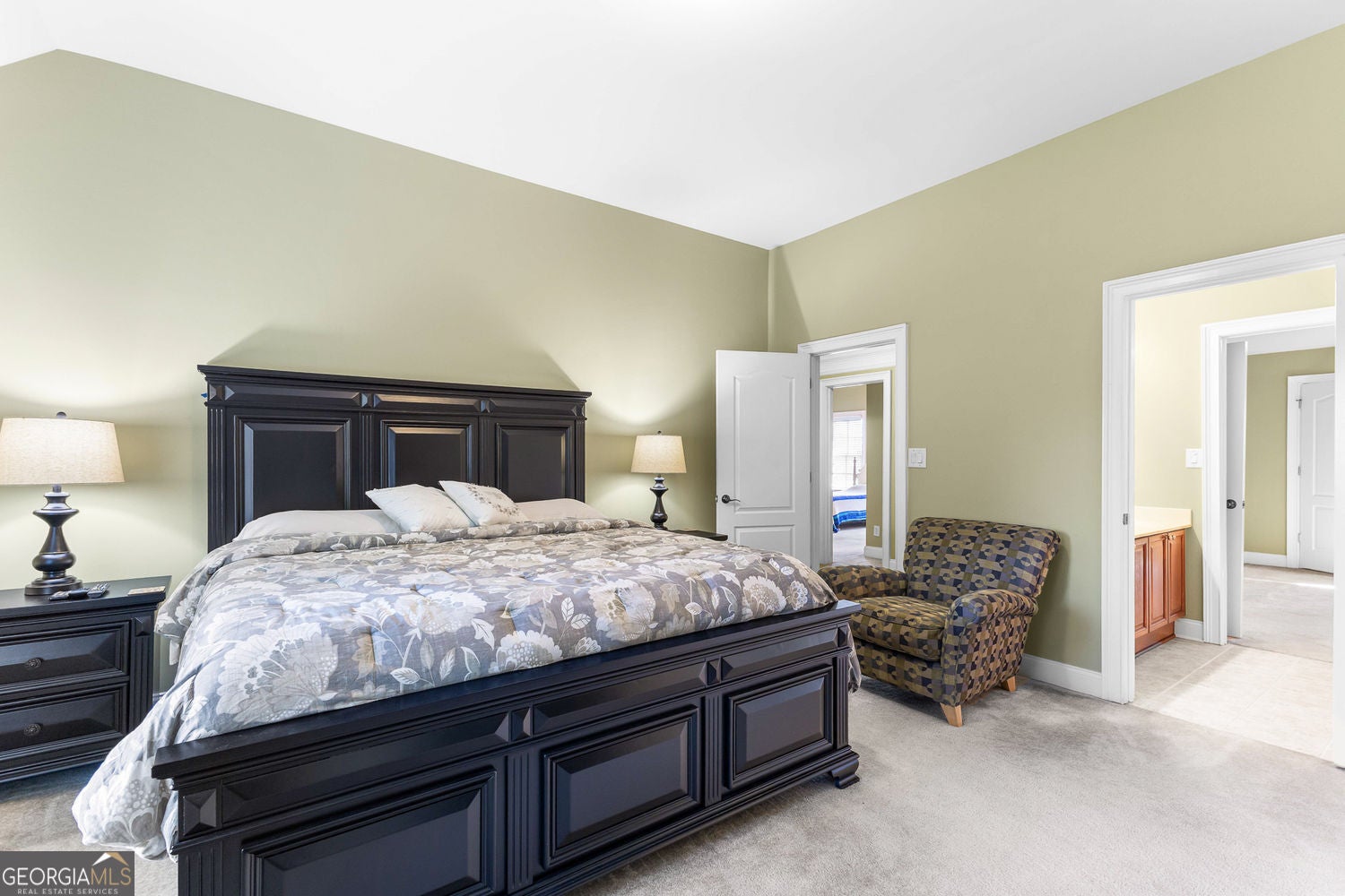 Buford, Georgia, 30519, United States, 5 Bedrooms Bedrooms, ,4 BathroomsBathrooms,Residential,For Sale,1992512