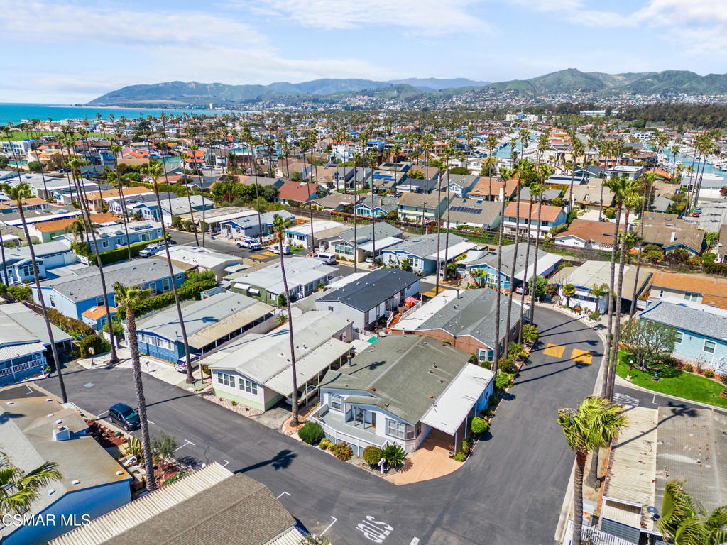 Ventura, California, 93001, United States, 3 Bedrooms Bedrooms, ,2 BathroomsBathrooms,Residential,For Sale,1921287