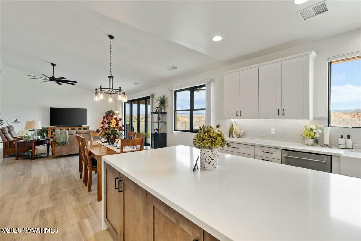 Cornville, Arizona, 86325, United States, 3 Bedrooms Bedrooms, ,1 BathroomBathrooms,Residential,For Sale,1867311