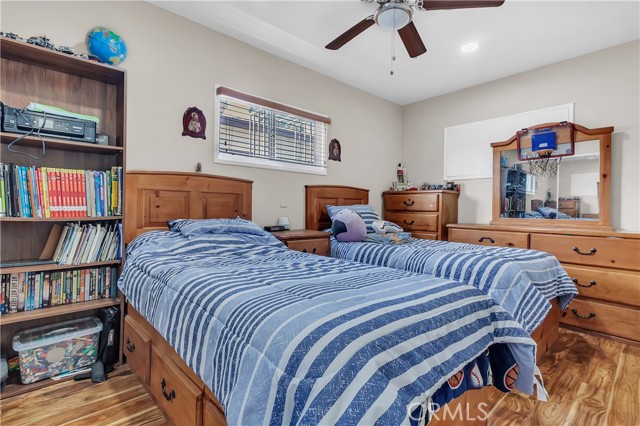 Downey, California, 90242, United States, 3 Bedrooms Bedrooms, ,2 BathroomsBathrooms,Residential,For Sale,1928168