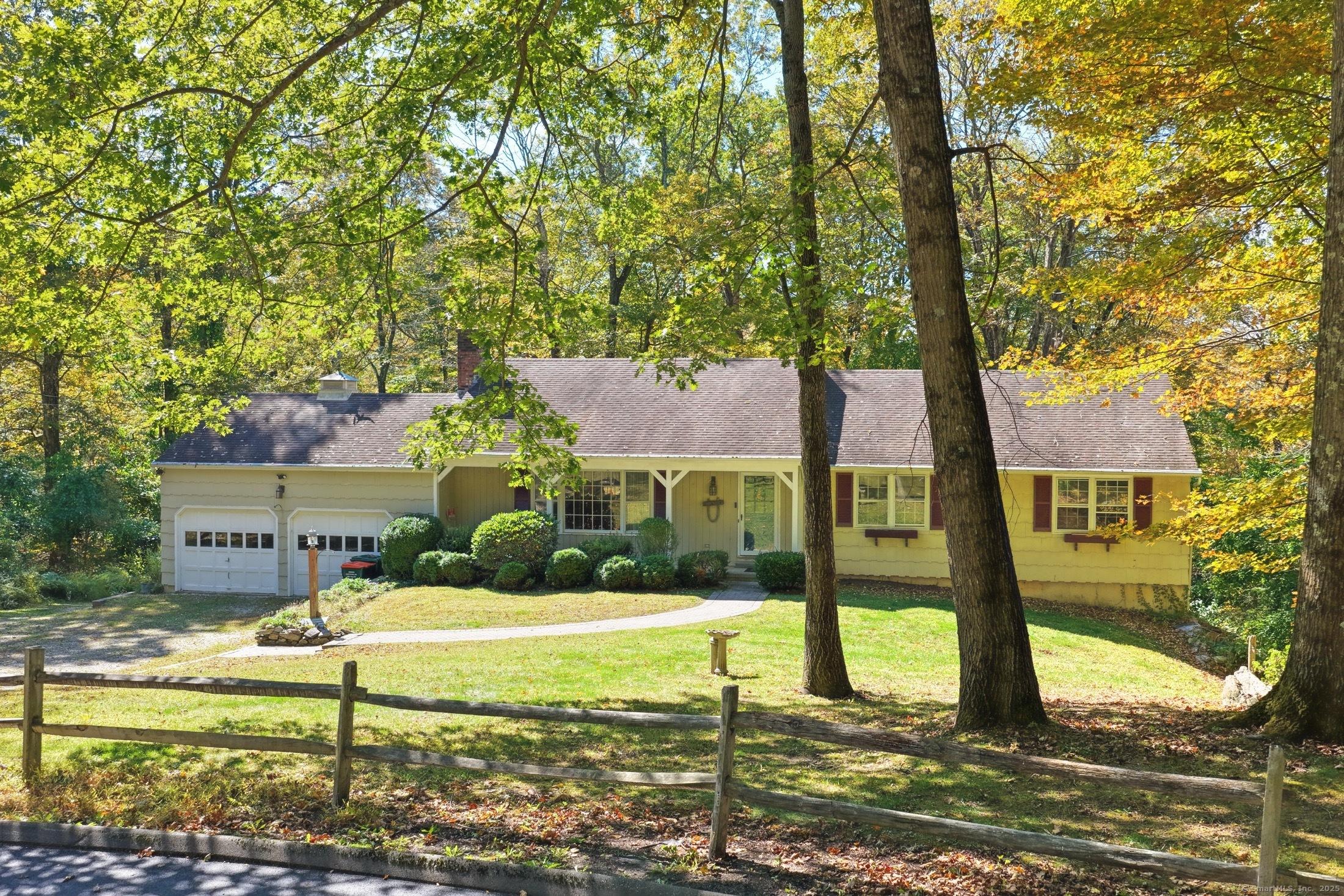 Redding, Connecticut, 06896, United States, 5 Bedrooms Bedrooms, ,3 BathroomsBathrooms,Residential,For Sale,1986152