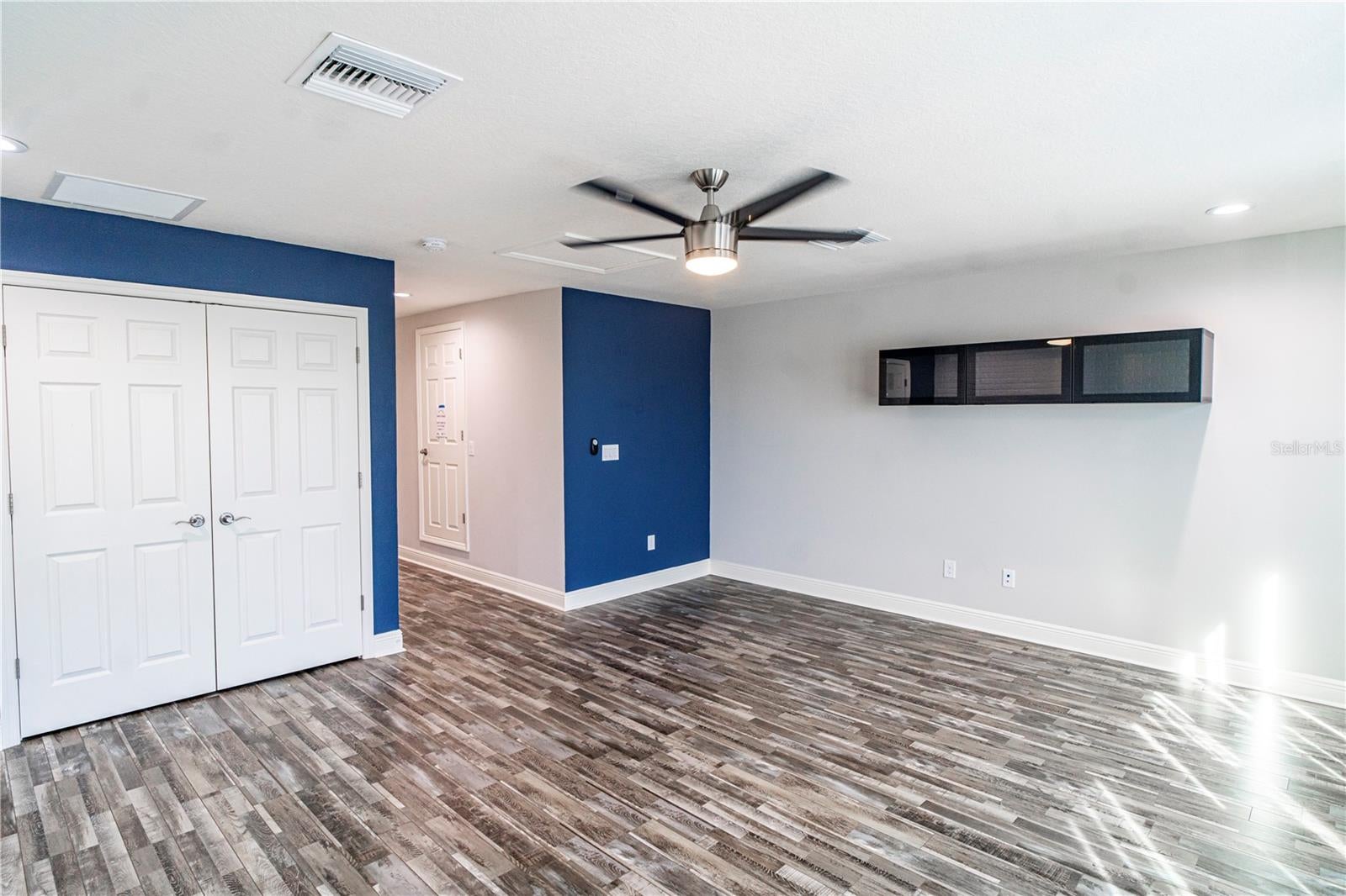 LAND O LAKES, Florida, 34637, United States, 5 Bedrooms Bedrooms, ,4 BathroomsBathrooms,Residential,For Sale,1759399