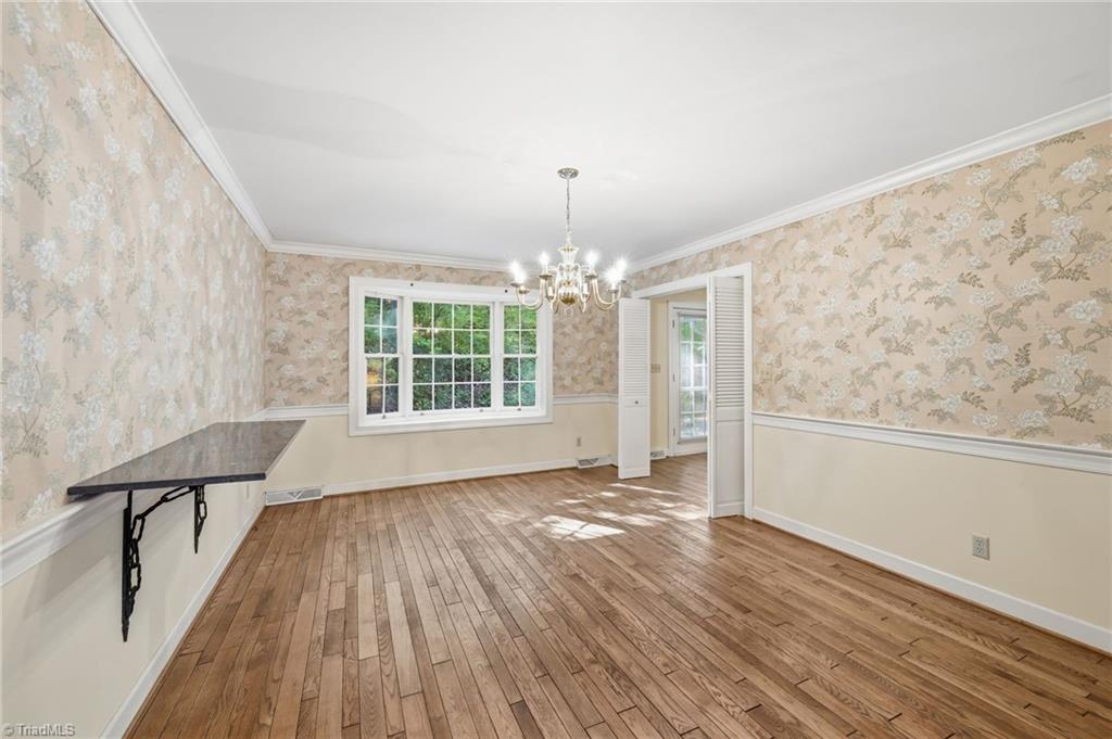 Winston-Salem, North Carolina, 27106, United States, 4 Bedrooms Bedrooms, ,3 BathroomsBathrooms,Residential,For Sale,1970256