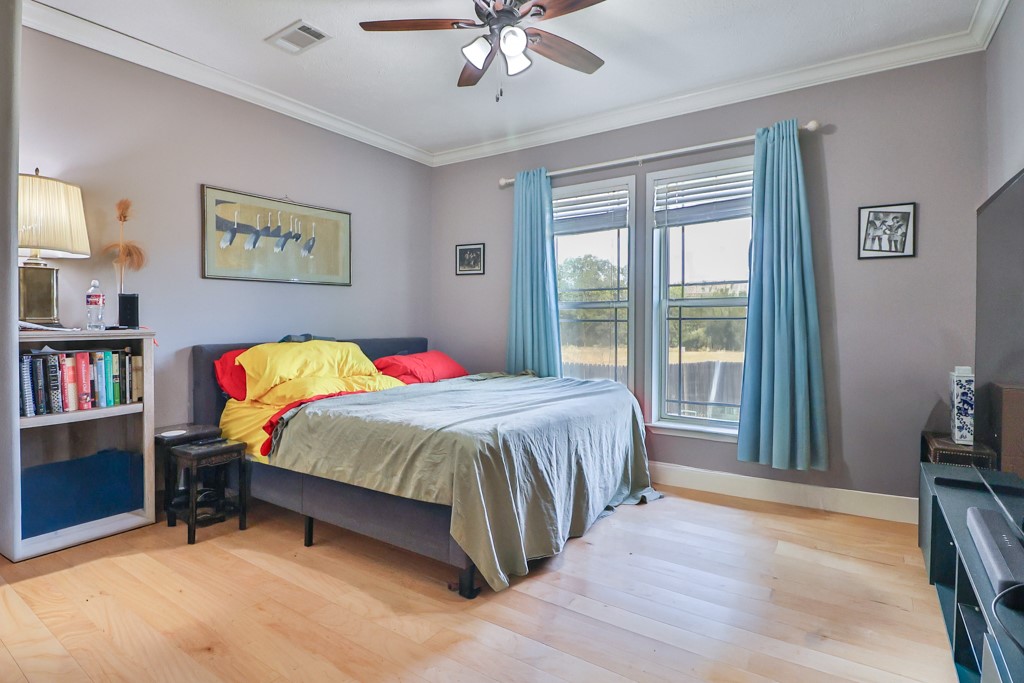 Lexington, Texas, 78947, United States, 4 Bedrooms Bedrooms, ,3 BathroomsBathrooms,Residential,For Sale,2002200