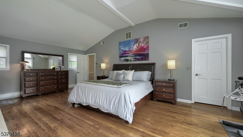 Kinnelon Boro, New Jersey, 07405, United States, 4 Bedrooms Bedrooms, ,5 BathroomsBathrooms,Residential,For Sale,1932382