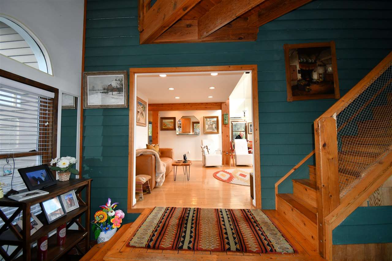 Charlevoix, Michigan, 49720, United States, 4 Bedrooms Bedrooms, ,3 BathroomsBathrooms,Residential,For Sale,1995893