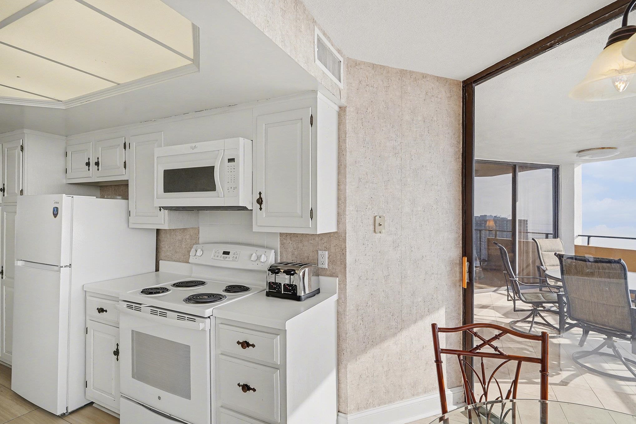 Myrtle Beach, South Carolina, 29572, United States, 2 Bedrooms Bedrooms, ,2 BathroomsBathrooms,Residential,For Sale,2009274