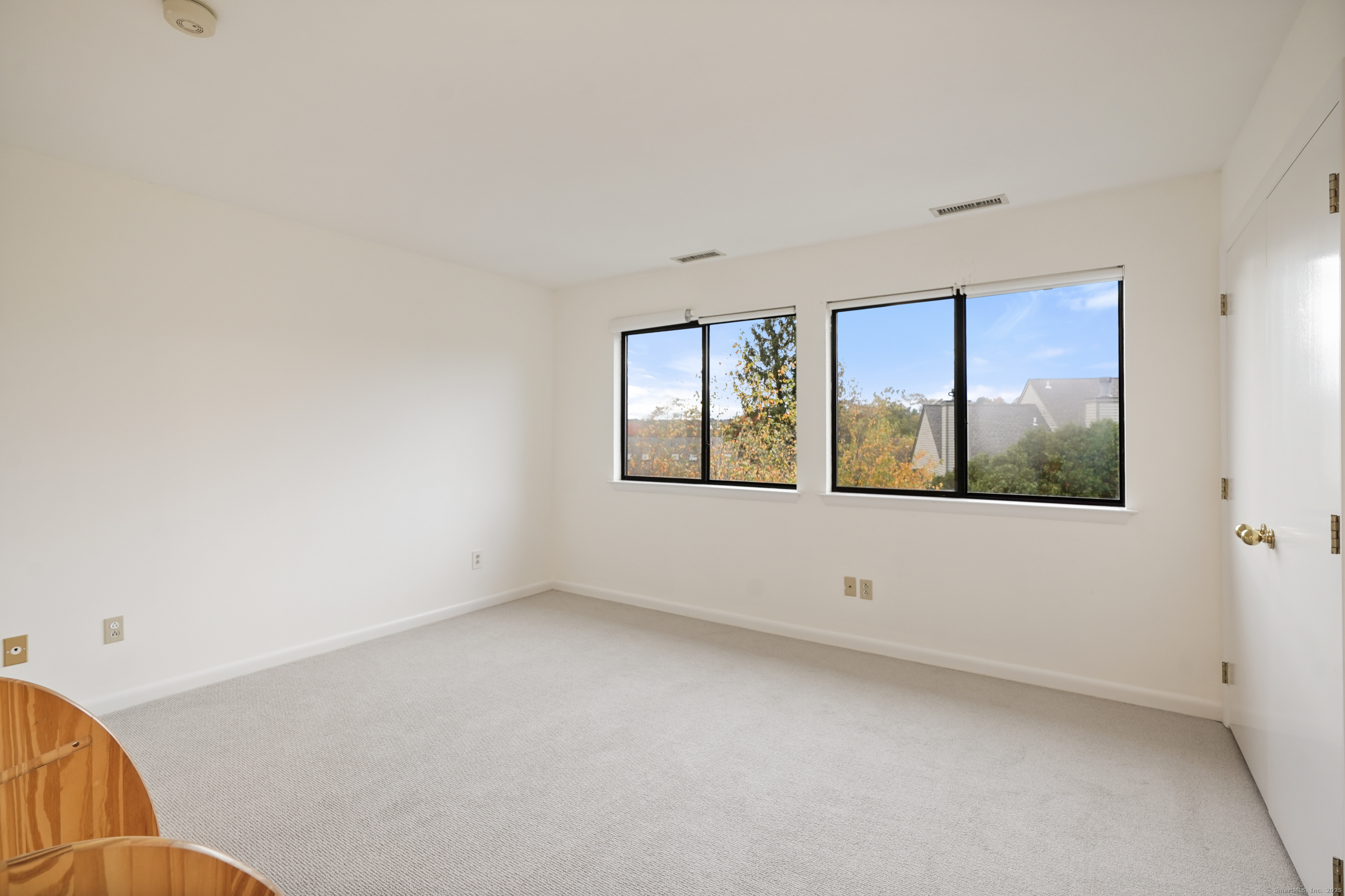 Stamford, Connecticut, 06905, United States, 2 Bedrooms Bedrooms, ,3 BathroomsBathrooms,Residential,For Sale,1997039