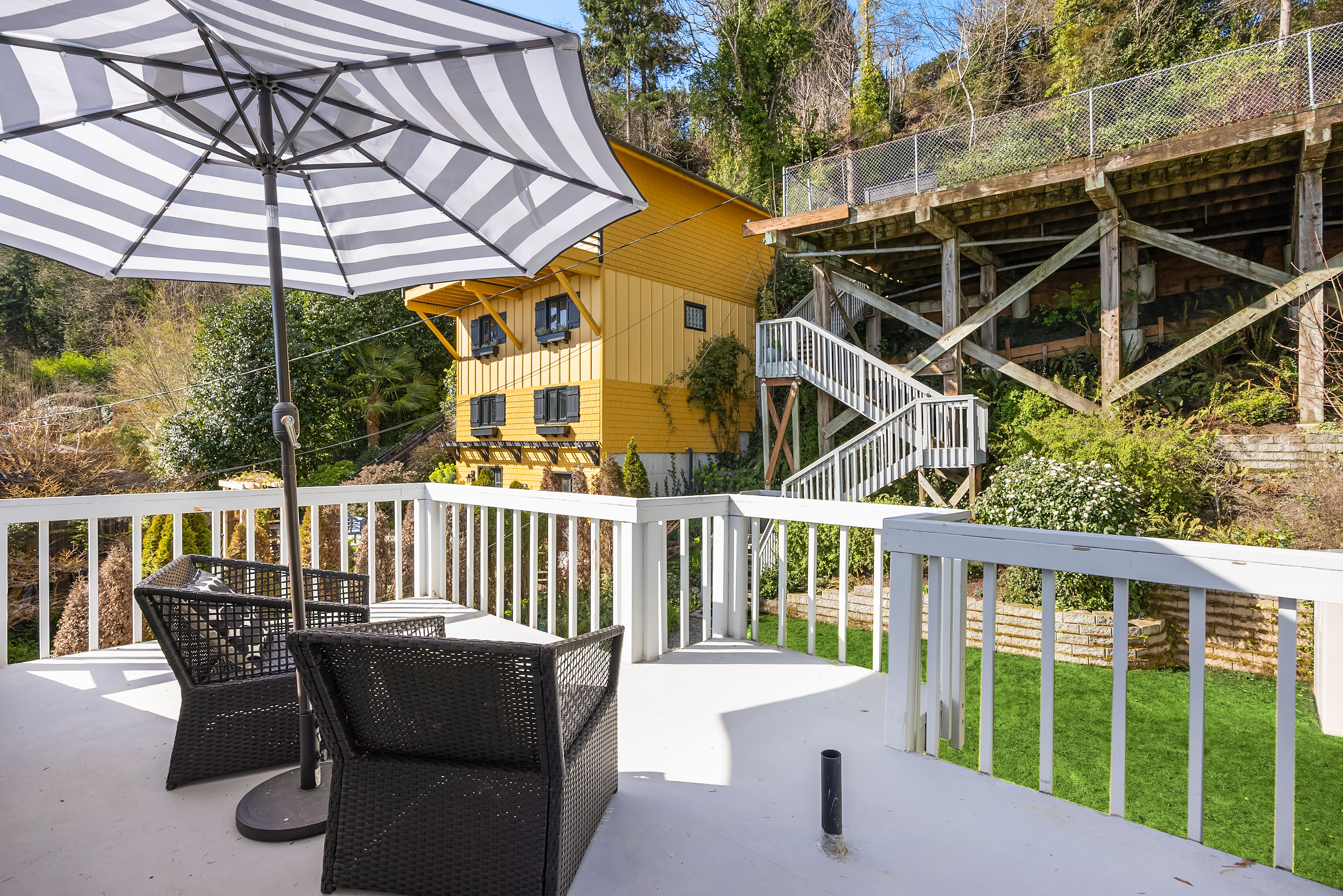  5430 Rockaway Beach Rd NE, Bainbridge Island, WA 98110 - 物件實景