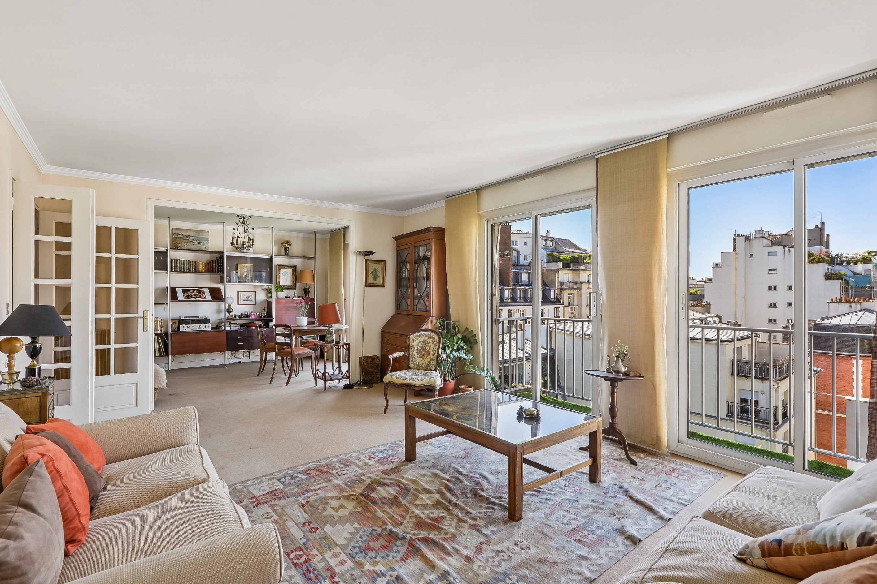  Apartment for Renovation with Terrace and Open Views - 物件實景