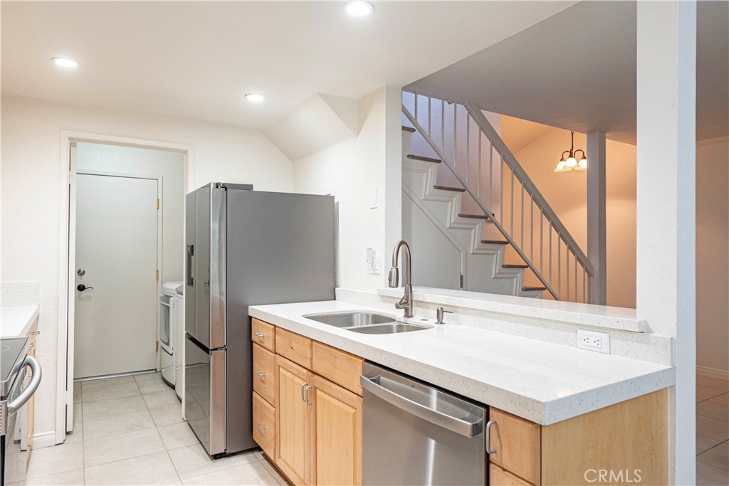 Rancho Cucamonga, California, 91701, United States, 2 Bedrooms Bedrooms, ,2 BathroomsBathrooms,Residential,For Sale,1995388