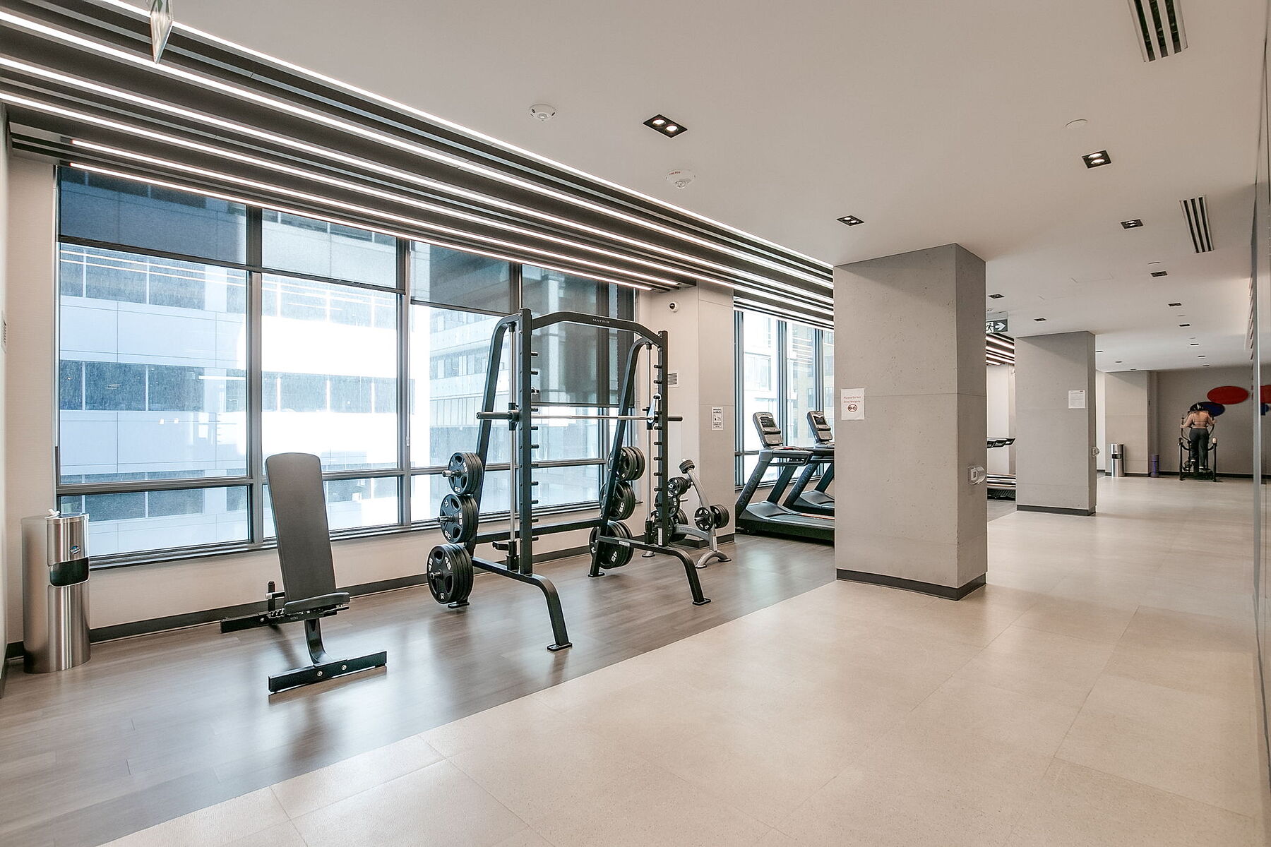  Suite 611 at Peter & Adelaide - 物件實景