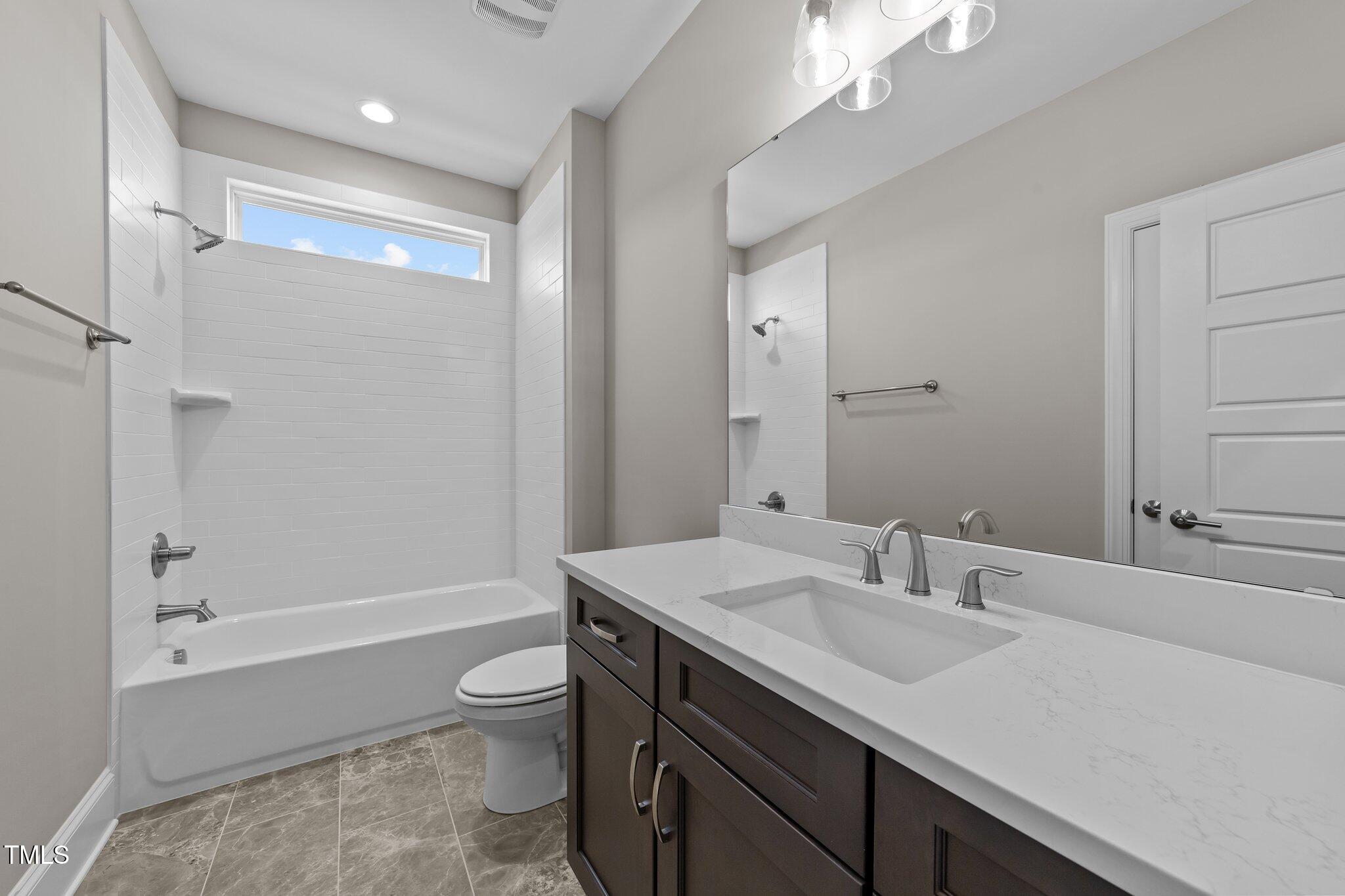 25 Firefly Lane, Youngsville, North Carolina, 27596, United States, 4 Bedrooms Bedrooms, ,4 BathroomsBathrooms,Residential,For Sale,25 Firefly Lane,1644568