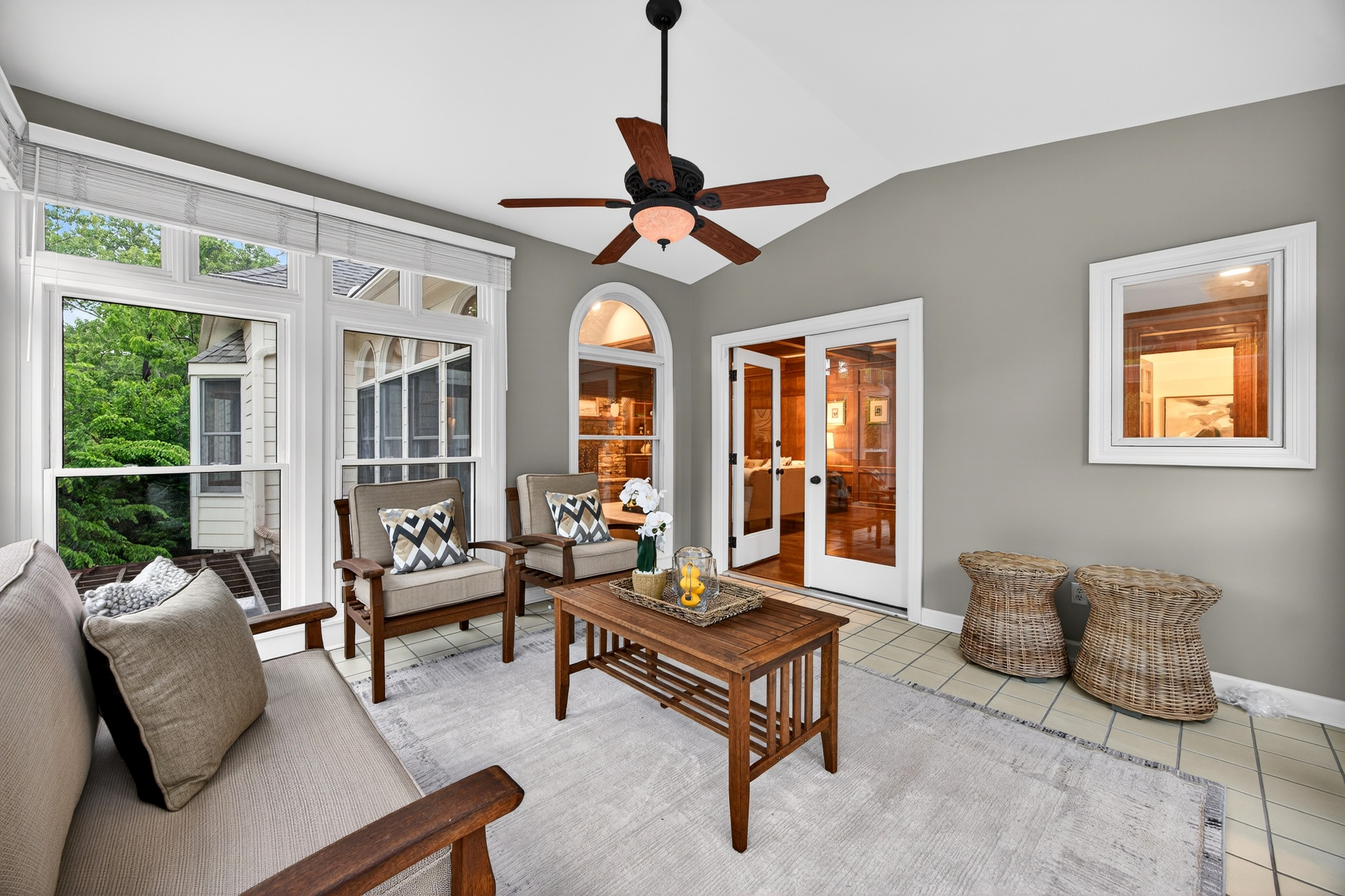  Don’t miss the opportunity to own this beautifully maintained Miceli-built home - 物件實景