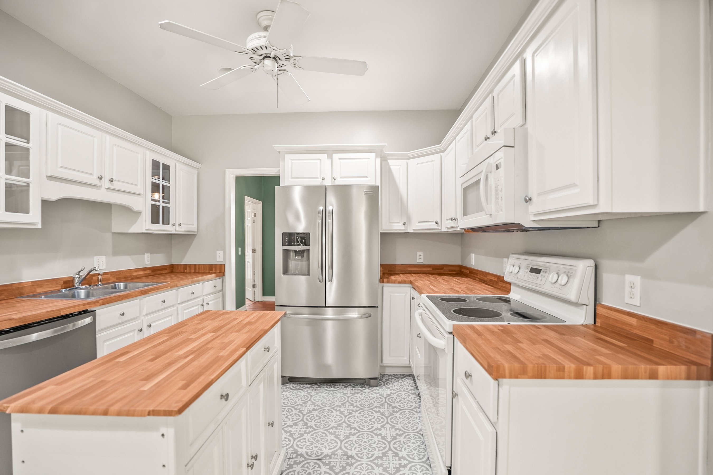 Beaufort, South Carolina, 29907, United States, 3 Bedrooms Bedrooms, ,2 BathroomsBathrooms,Residential,For Sale,1915207