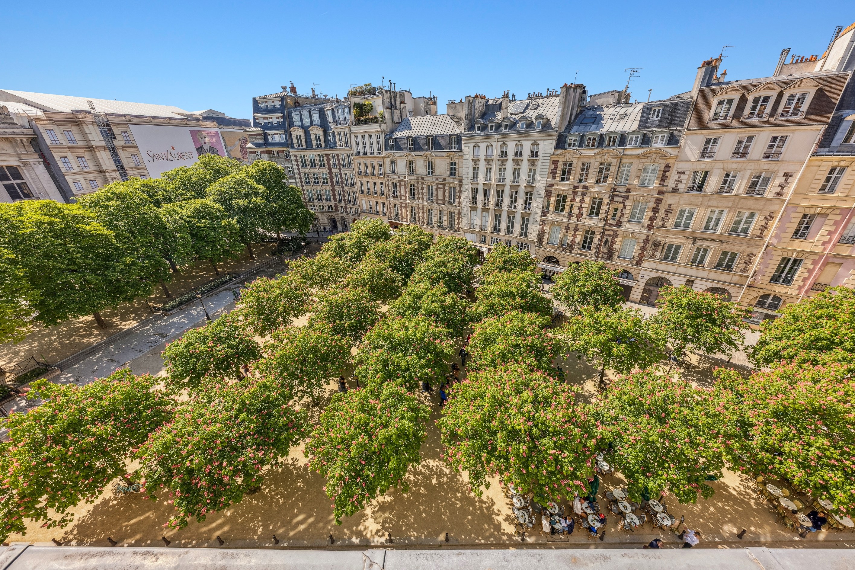  FOR SALE - RARE - Apartment - Place Dauphine - 2 bedrooms - 75001 Paris - 物件實景
