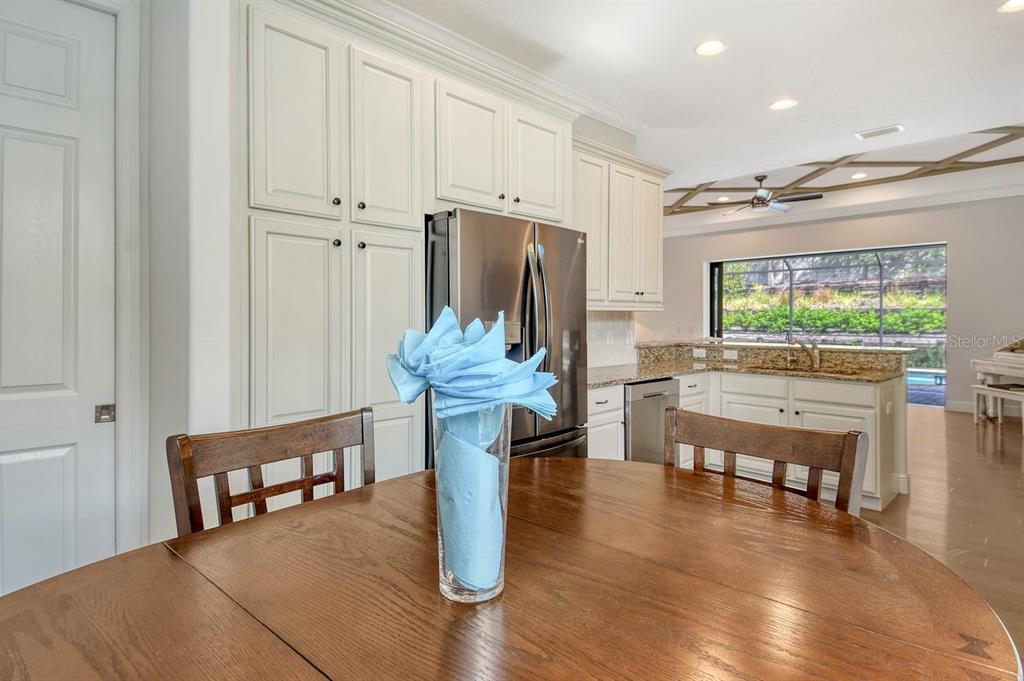 Bradenton, Florida, 34201, United States, 2 Bedrooms Bedrooms, ,2 BathroomsBathrooms,Residential,For Sale,1961743