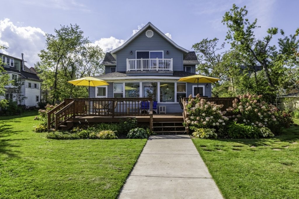 Bemidji, Minnesota, 56601, United States, 6 Bedrooms Bedrooms, ,2 BathroomsBathrooms,Residential,For Sale,2000102