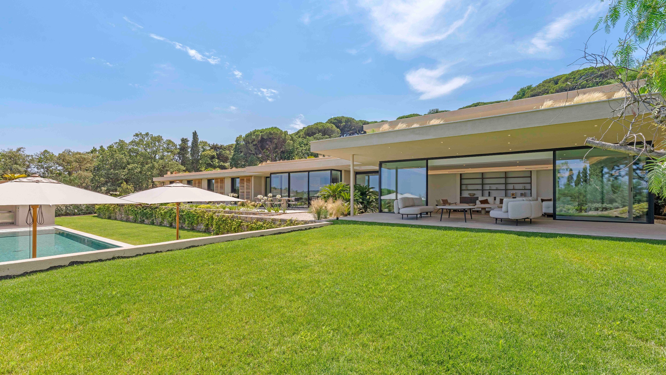  Contemporary luxury villa for sale in Ramatuelle near Pampelonne and Saint-Trop… - 物件實景