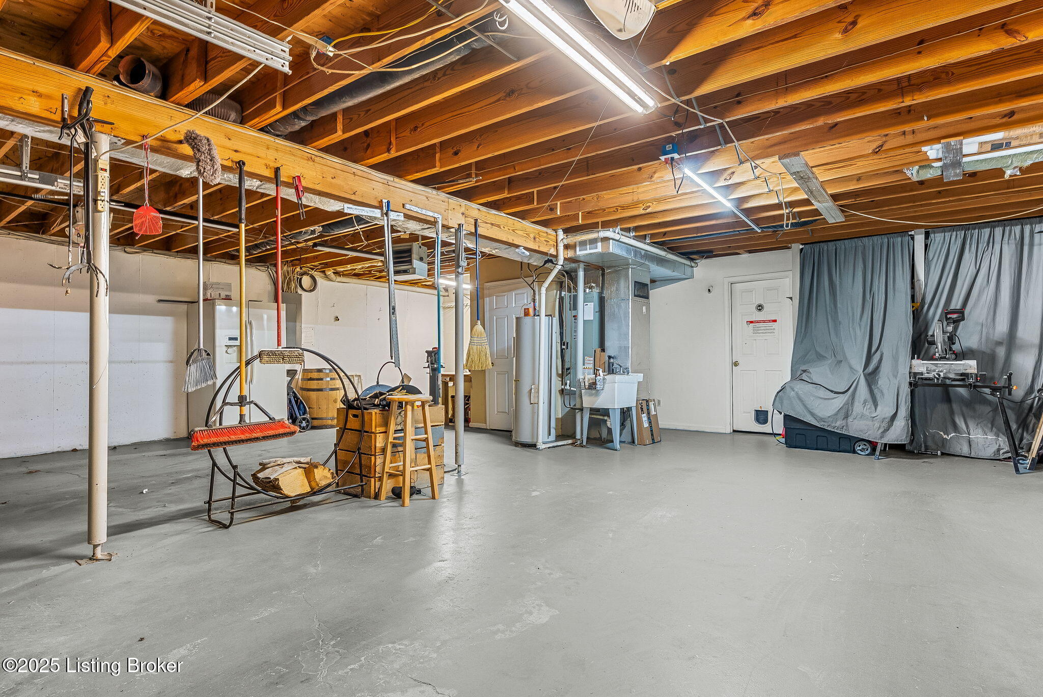 Boston, Kentucky, 40107, United States, 3 Bedrooms Bedrooms, ,2 BathroomsBathrooms,Residential,For Sale,1988918