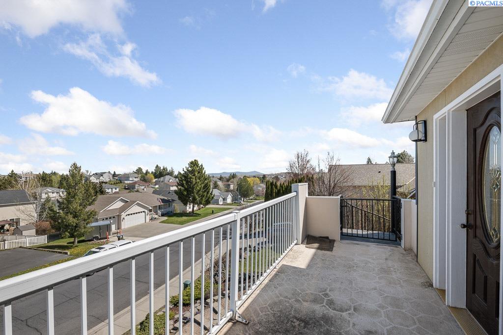 Pullman, Washington, 99163, United States, 4 Bedrooms Bedrooms, ,3 BathroomsBathrooms,Residential,For Sale,1777658