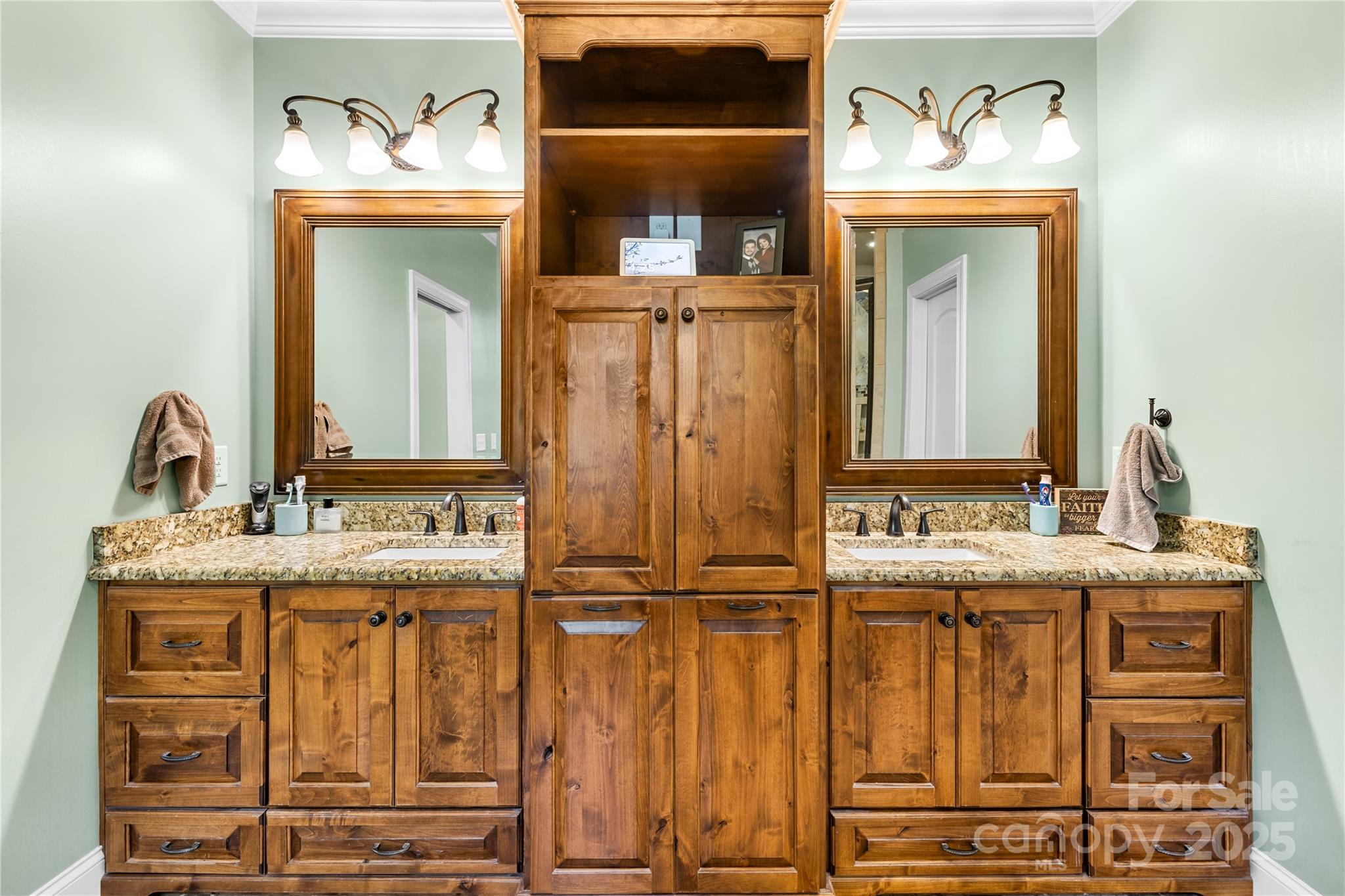 Shelby, North Carolina, 28150, United States, 3 Bedrooms Bedrooms, ,5 BathroomsBathrooms,Residential,For Sale,1777934