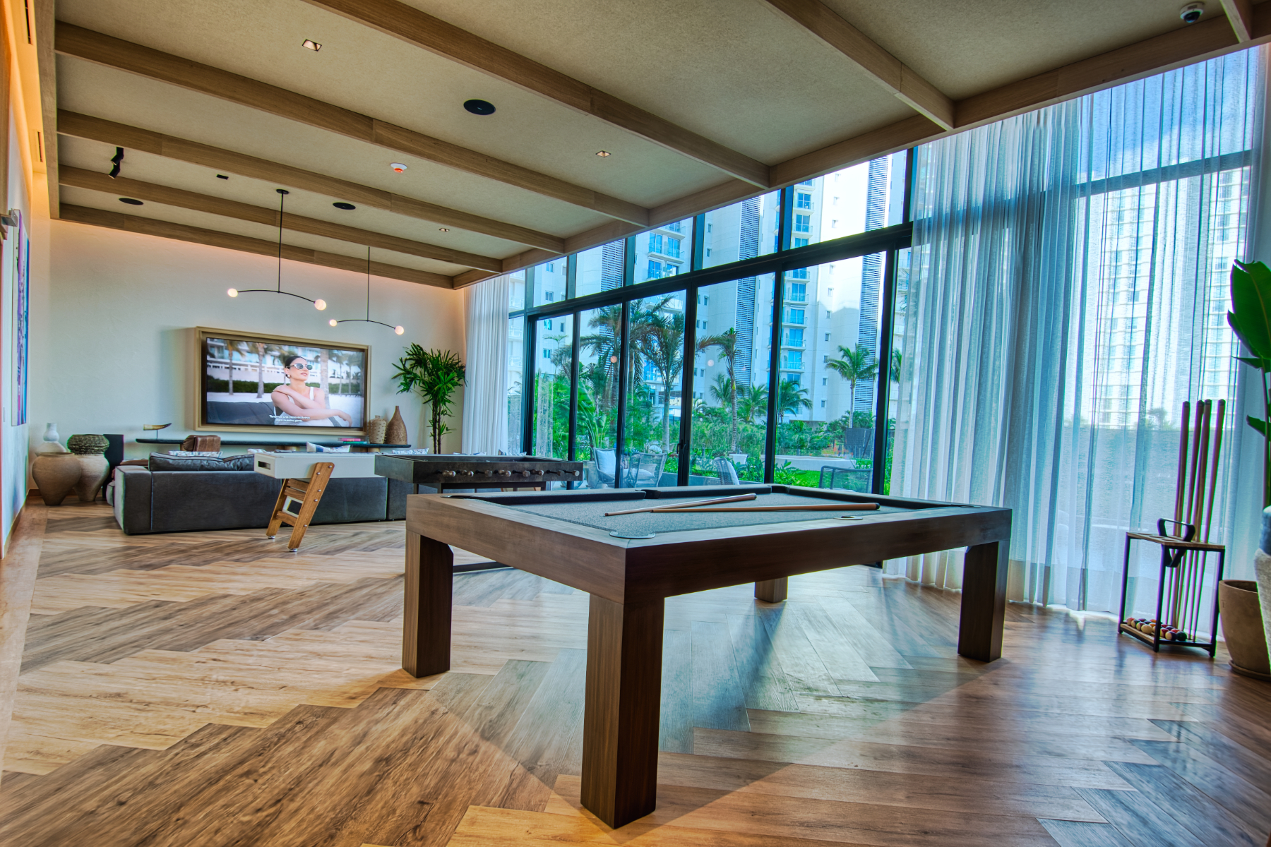  Oceanfront SLS Residences - 物件實景