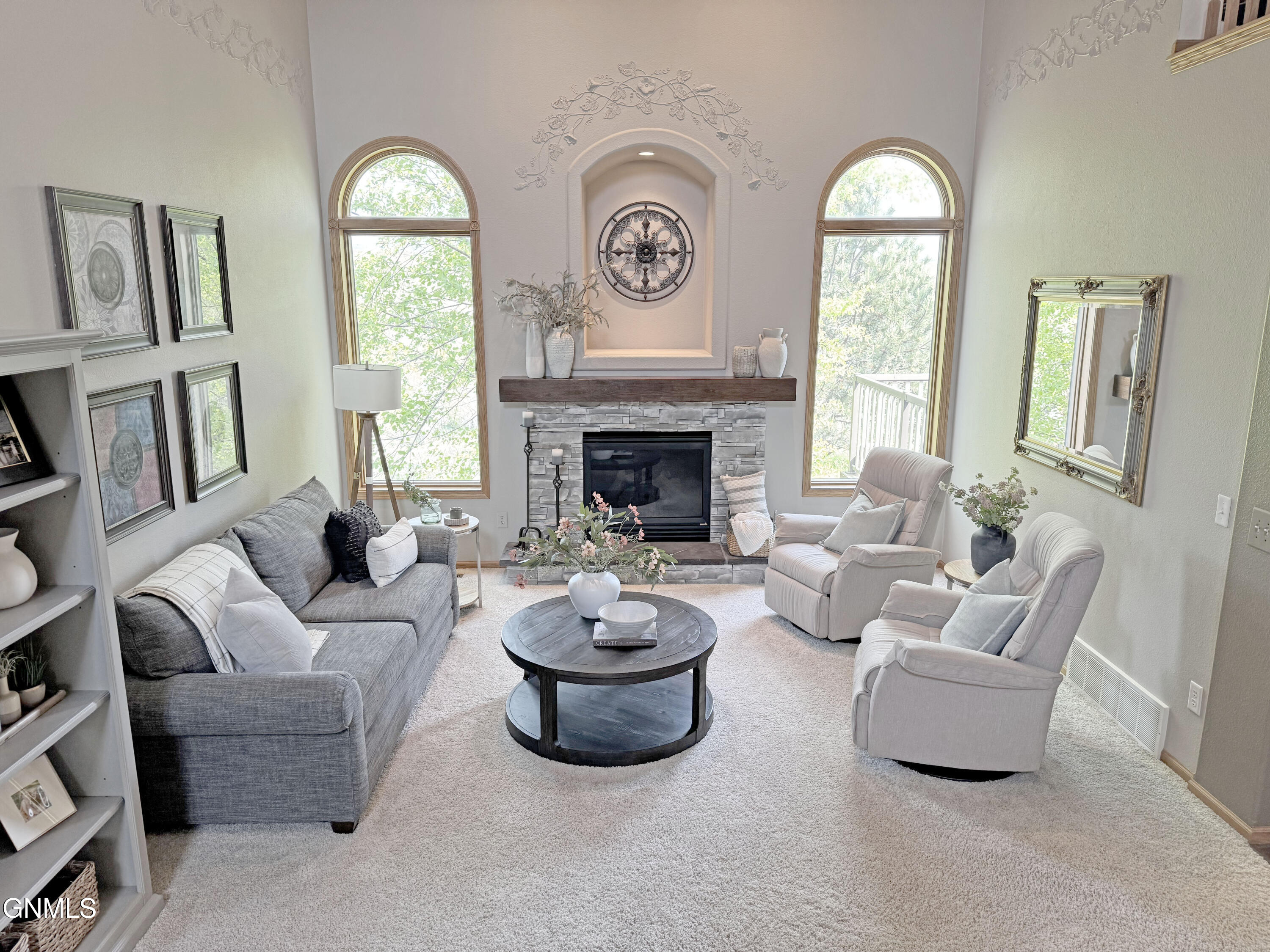 Bismarck, North Dakota, 58503, United States, 5 Bedrooms Bedrooms, ,2 BathroomsBathrooms,Residential,For Sale,2001566