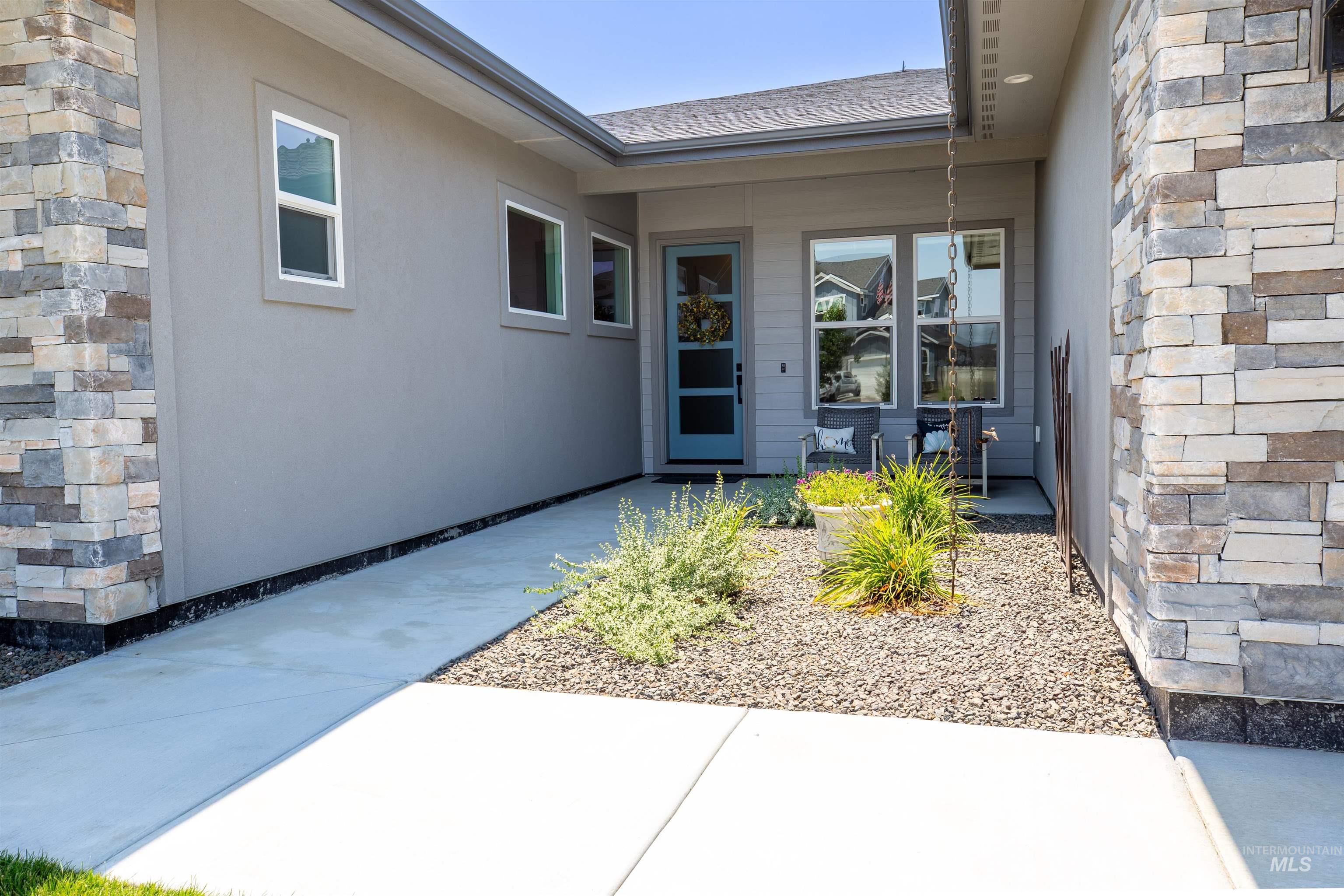 Meridian, Idaho, 83642, United States, 3 Bedrooms Bedrooms, ,3 BathroomsBathrooms,Residential,For Sale,1901356