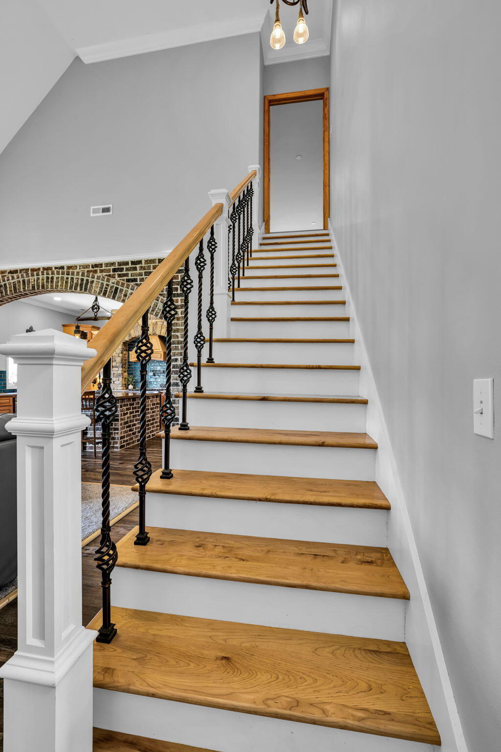 Dunlap, Tennessee, 37327, United States, 4 Bedrooms Bedrooms, ,4 BathroomsBathrooms,Residential,For Sale,1914662